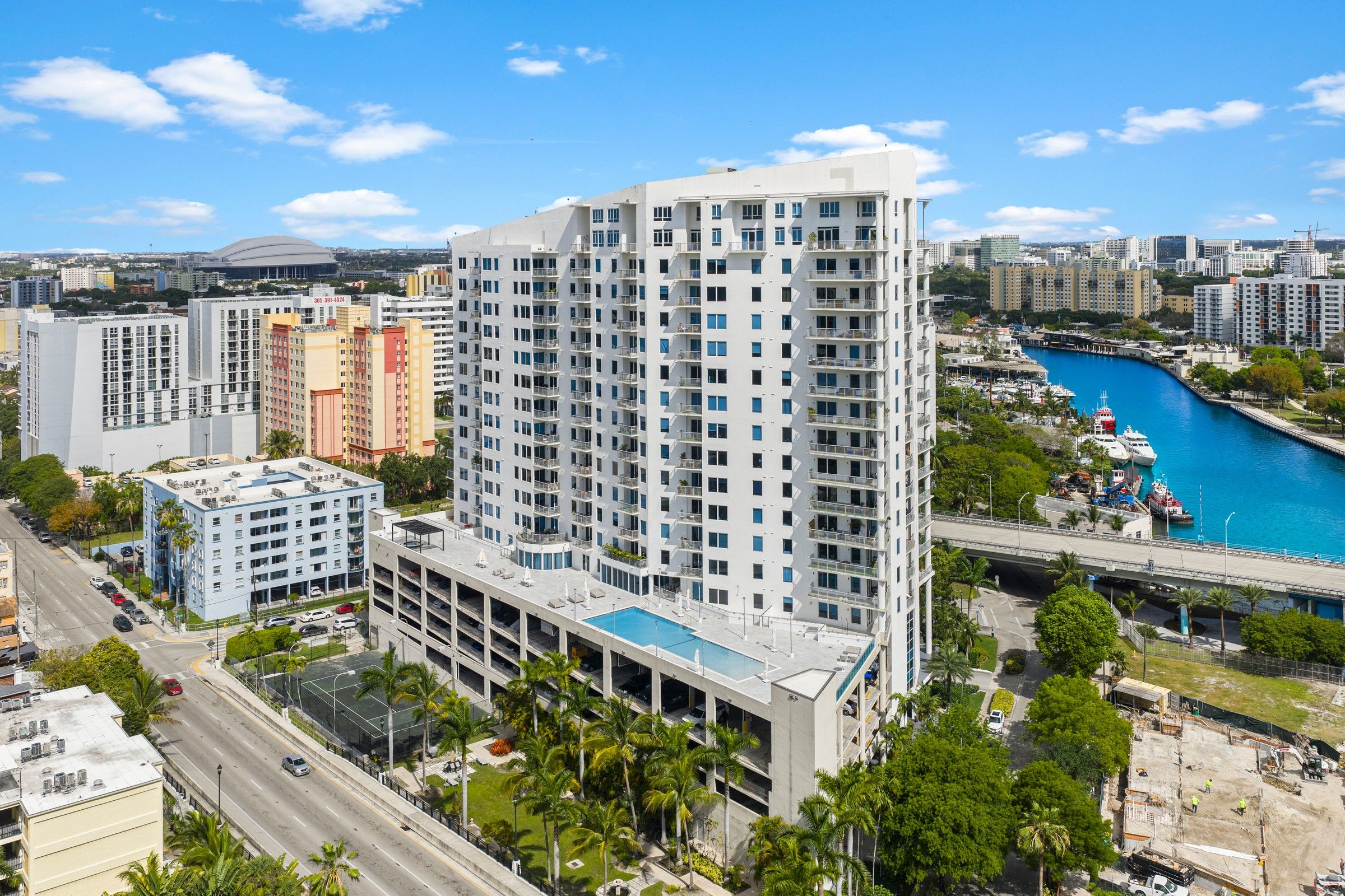  10 SW South River Dr, Miami, FL, 33130 - 物件實景