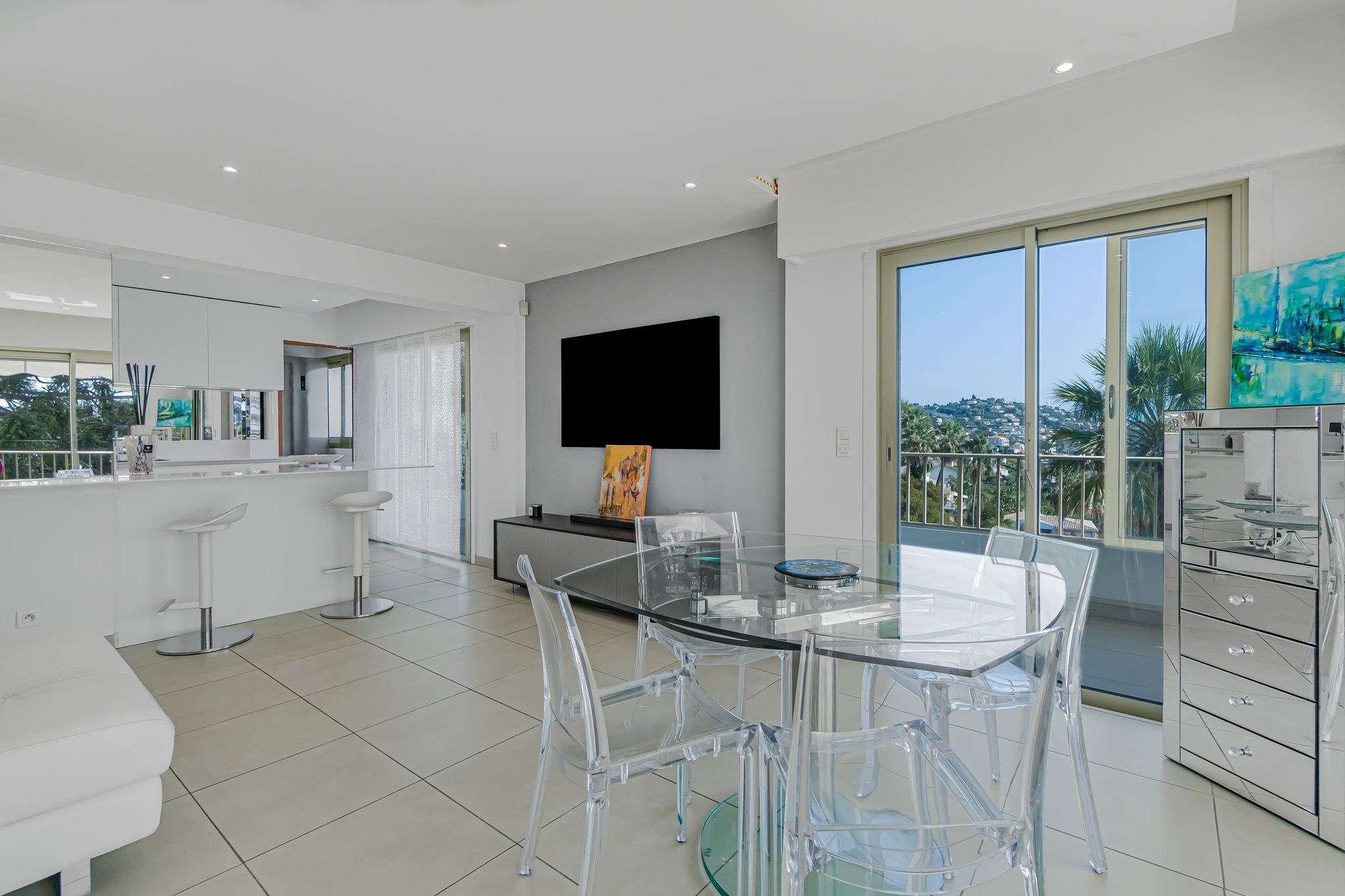  Panoramic Sea View – Elegant Renovated Three-Bedroom Apartment in a Prestigious… - 物件實景