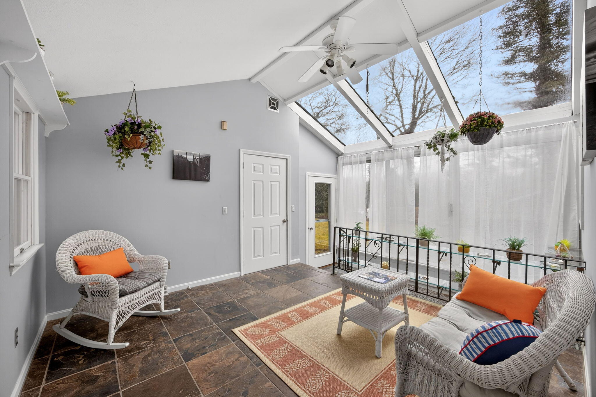  17,17A,17B Cranberry Lane - 物件實景