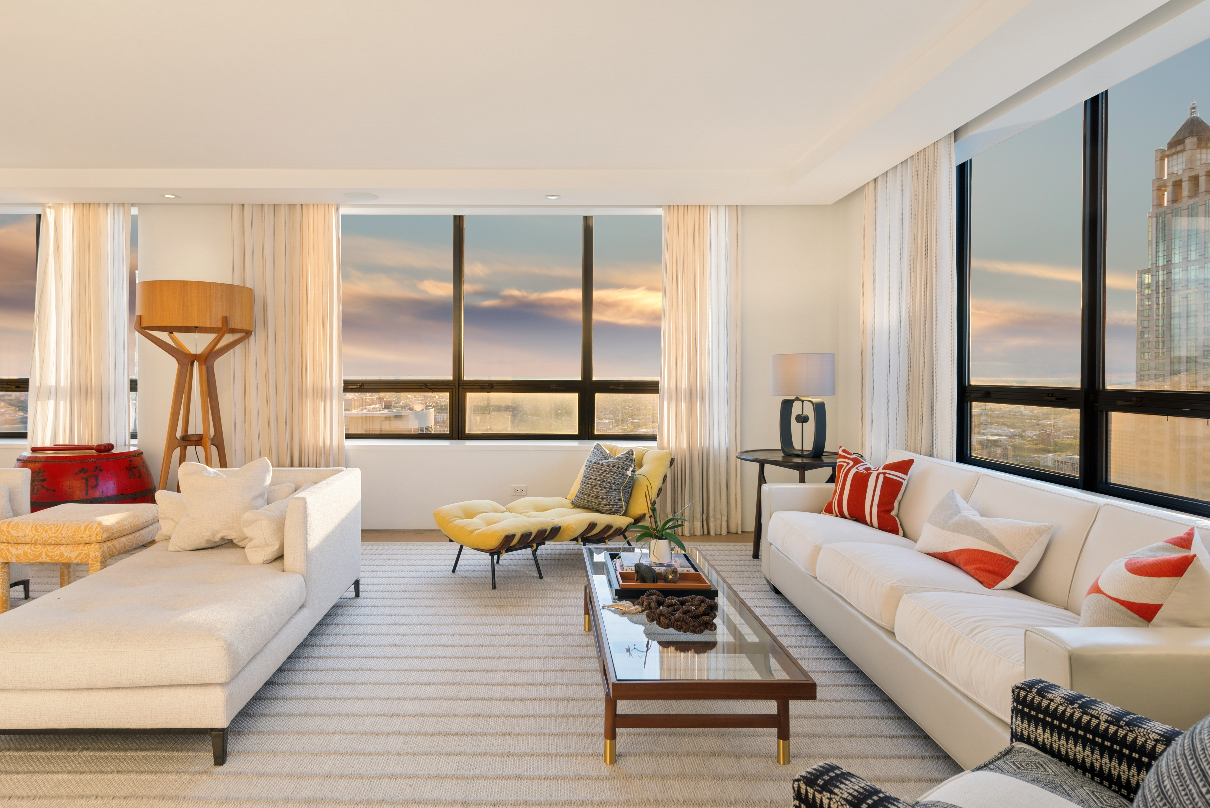  Refined Blend of Classic Architecture and Modern Design - 物件實景