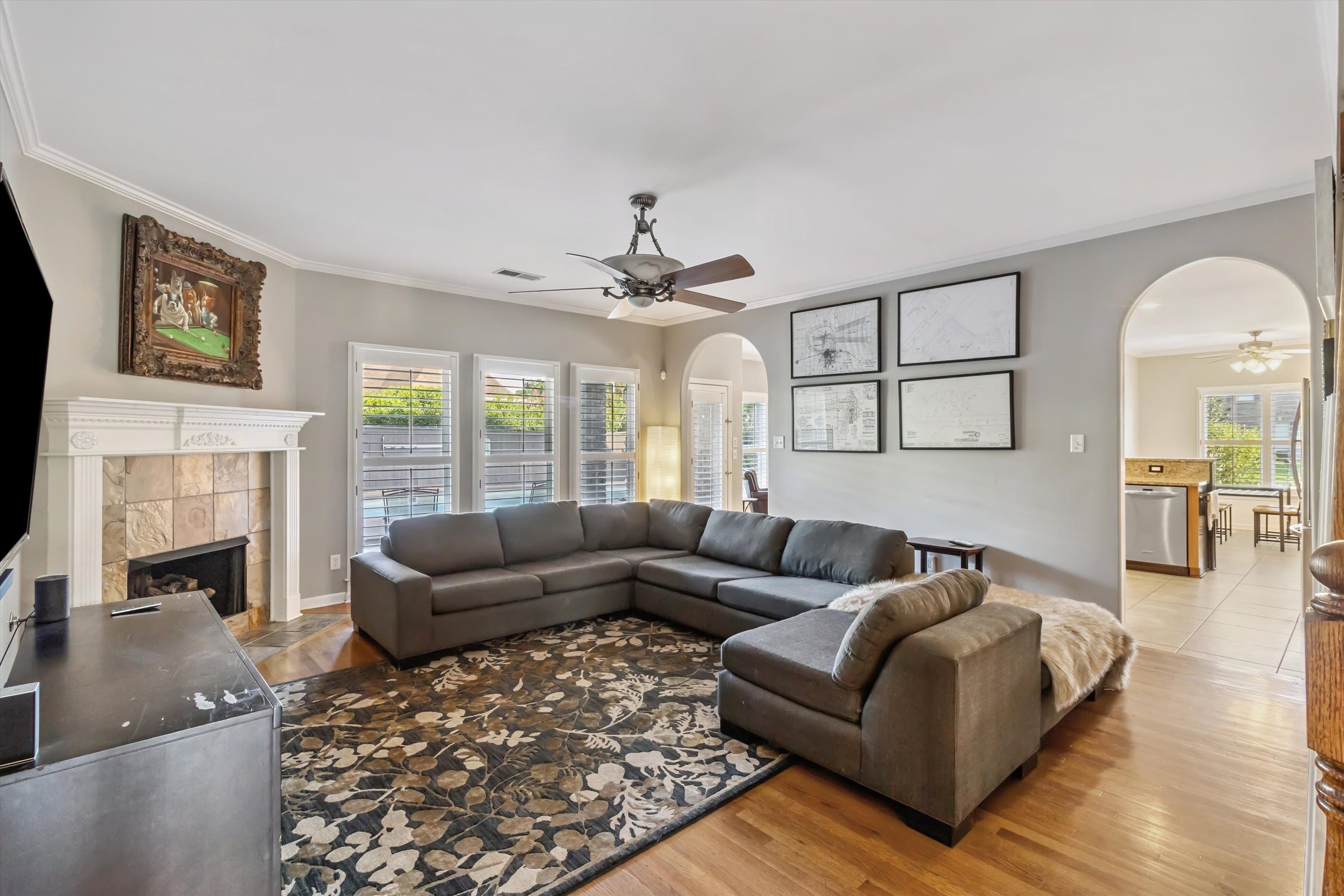 Collierville, Tennessee, 38017, United States, 5 Bedrooms Bedrooms, ,3 BathroomsBathrooms,Residential,For Sale,1907336