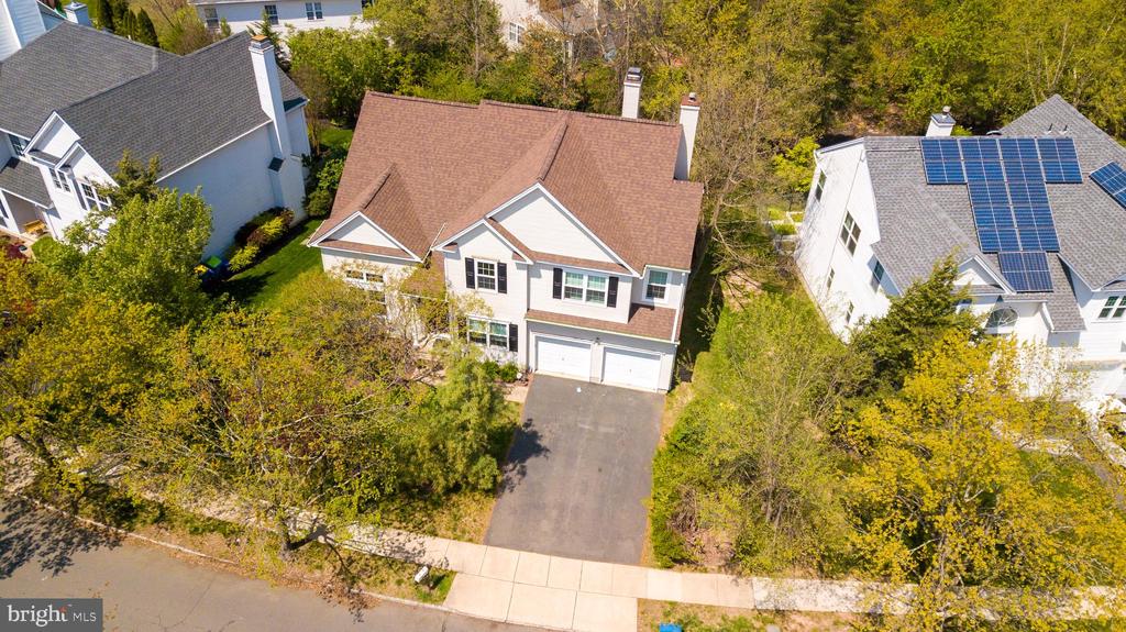 Princeton, New Jersey, 08540, United States, 4 Bedrooms Bedrooms, ,3 BathroomsBathrooms,Residential,For Sale,1977761