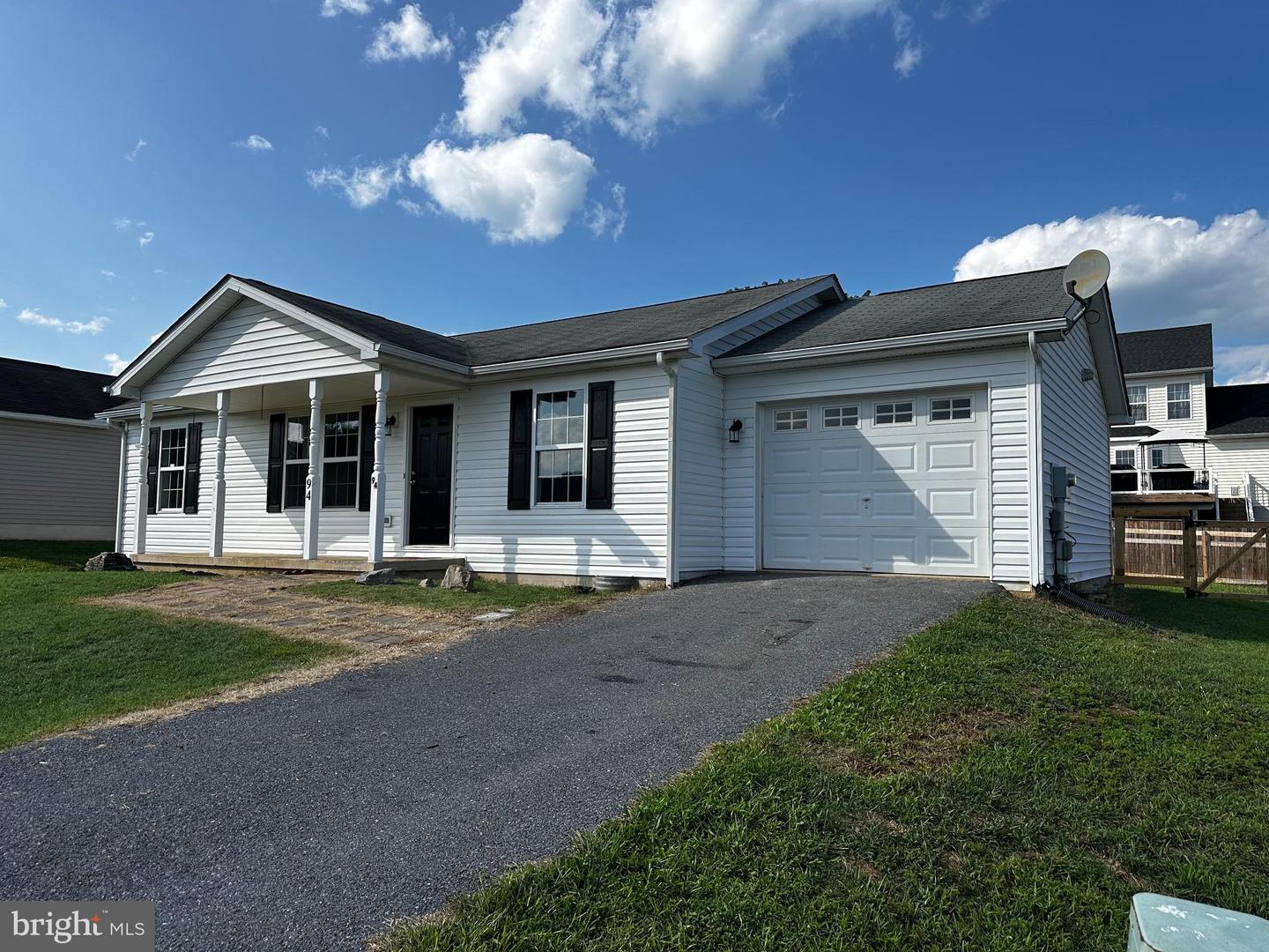 Escalade Ln, Martinsburg, WV 25403 #1