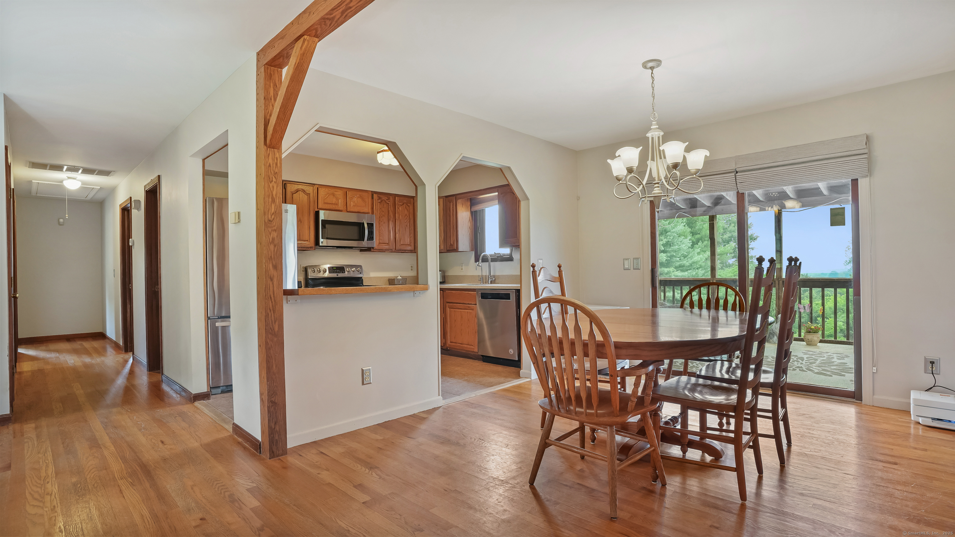 New Milford, Connecticut, 06776, United States, 3 Bedrooms Bedrooms, ,3 BathroomsBathrooms,Residential,For Sale,1924993