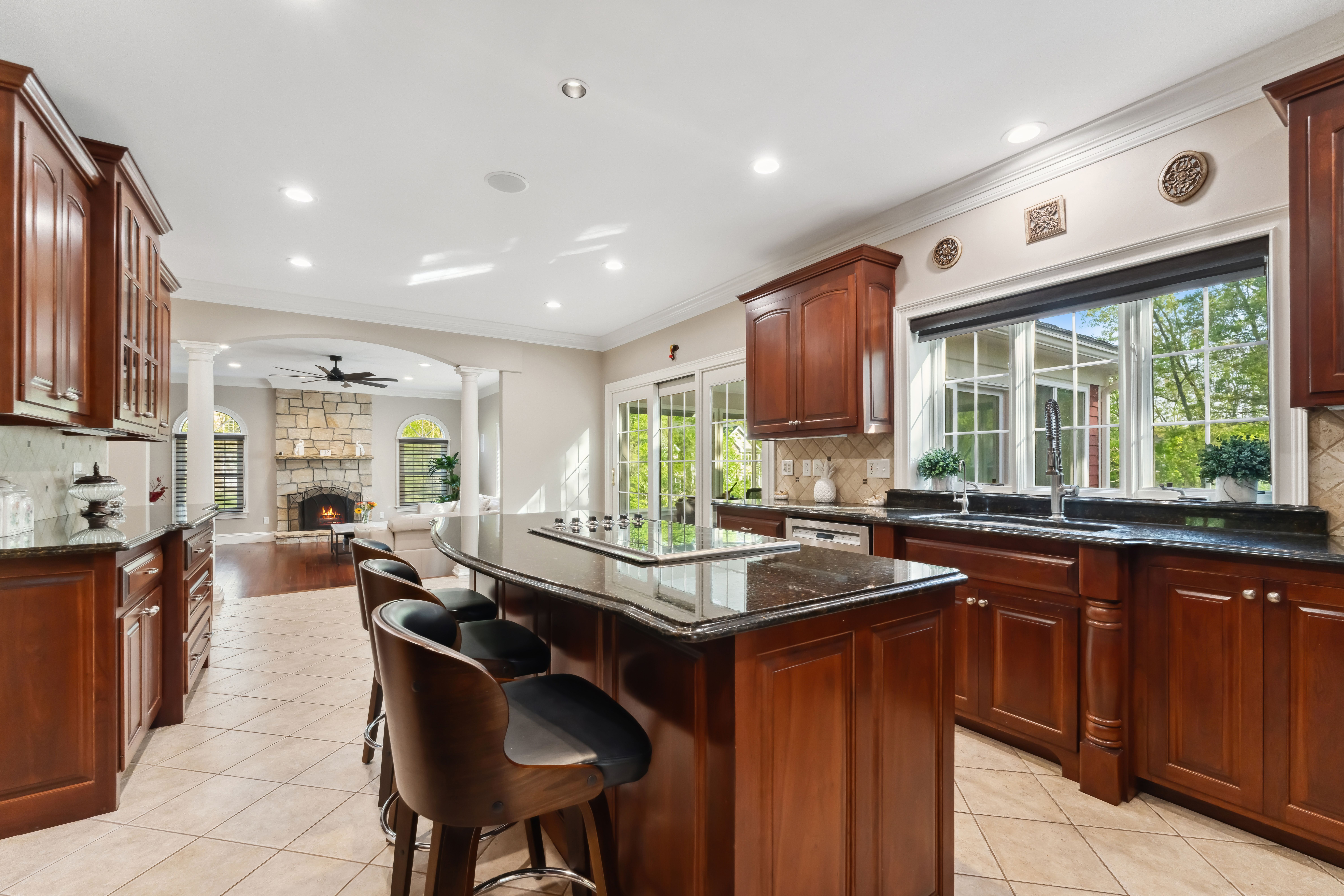  231 Gulf Street, Shrewsbury, MA, 01545 - 物件實景
