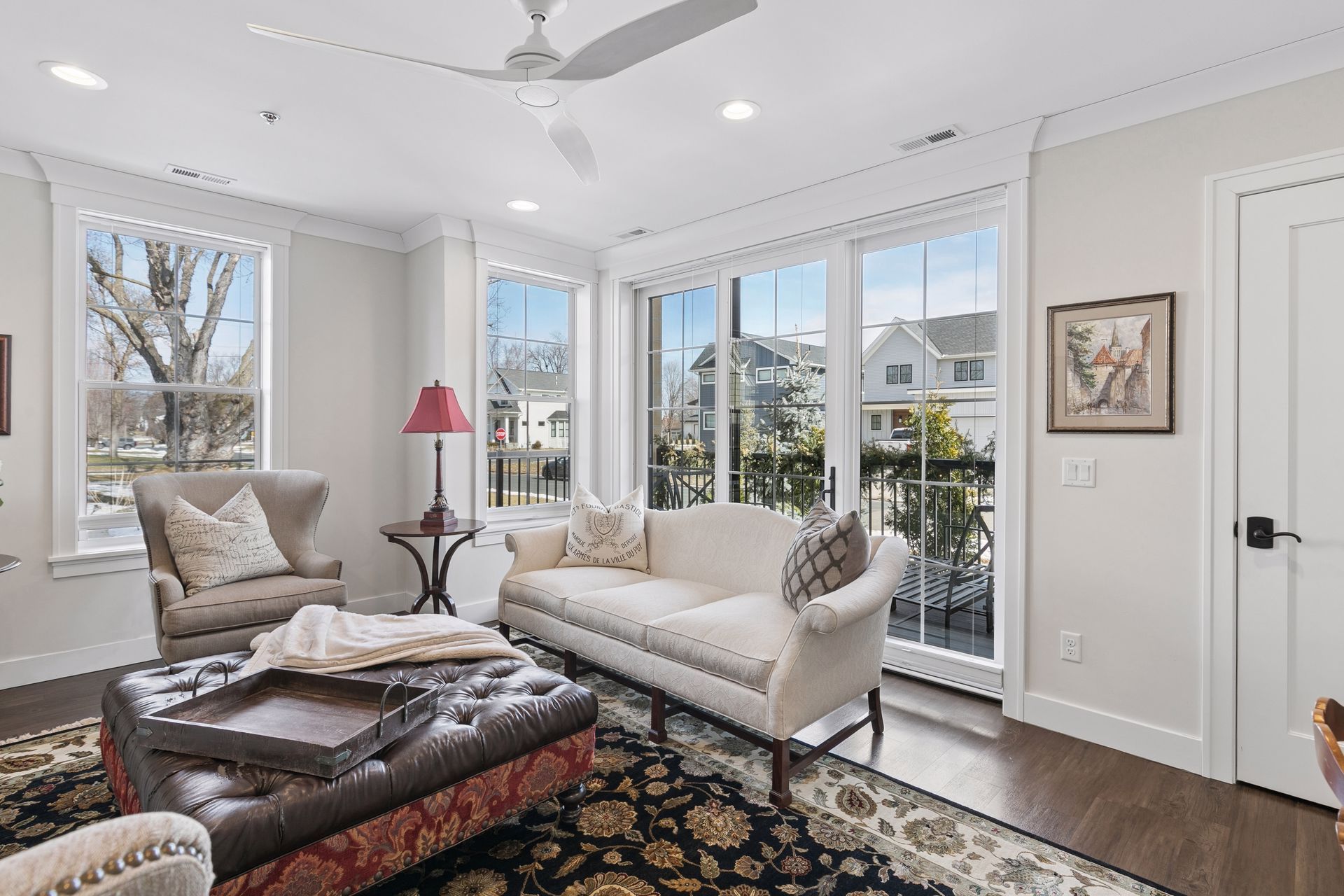  Gorgeous Light-Filled Condo in the Heart of Edina - 物件實景