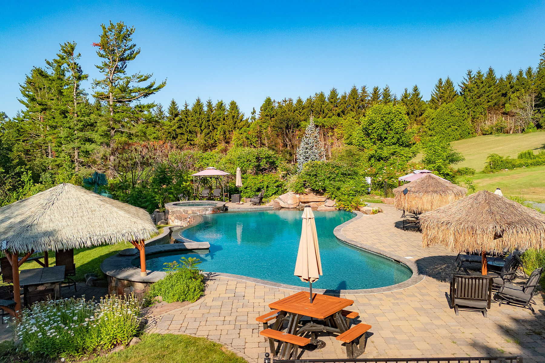  Private Lake Simcoe Oasis - 物件實景