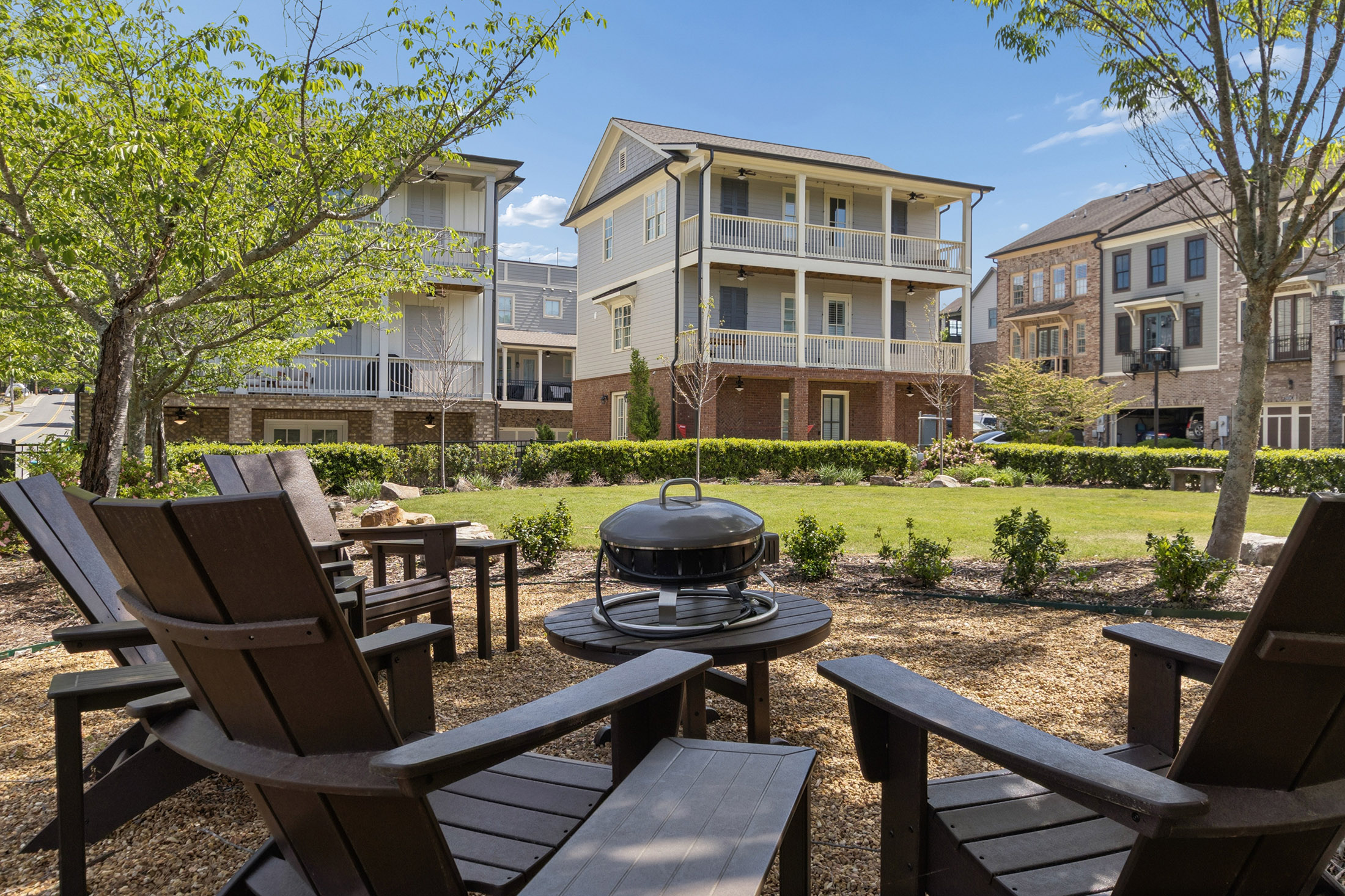  Charming Cape Cod Cottage Style Townhome - 物件實景