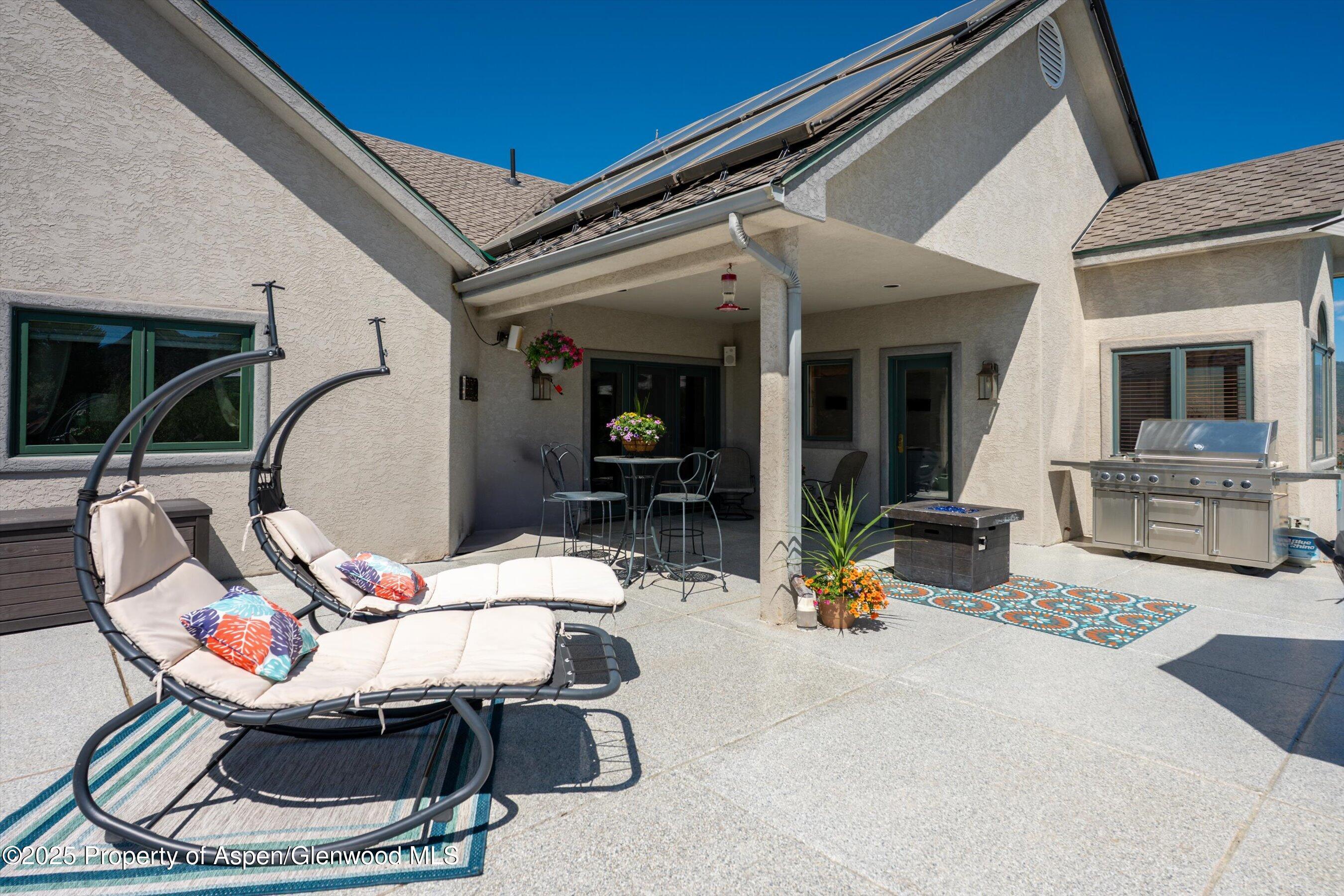 Glenwood Springs, Colorado, 81601, United States, 4 Bedrooms Bedrooms, ,5 BathroomsBathrooms,Residential,For Sale,1804908