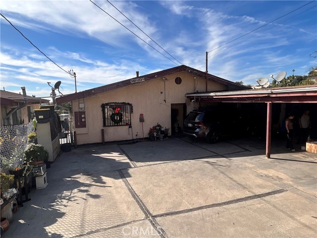 Los Angeles, California, 90063, United States, 9 Bedrooms Bedrooms, ,Residential,For Sale,2012068