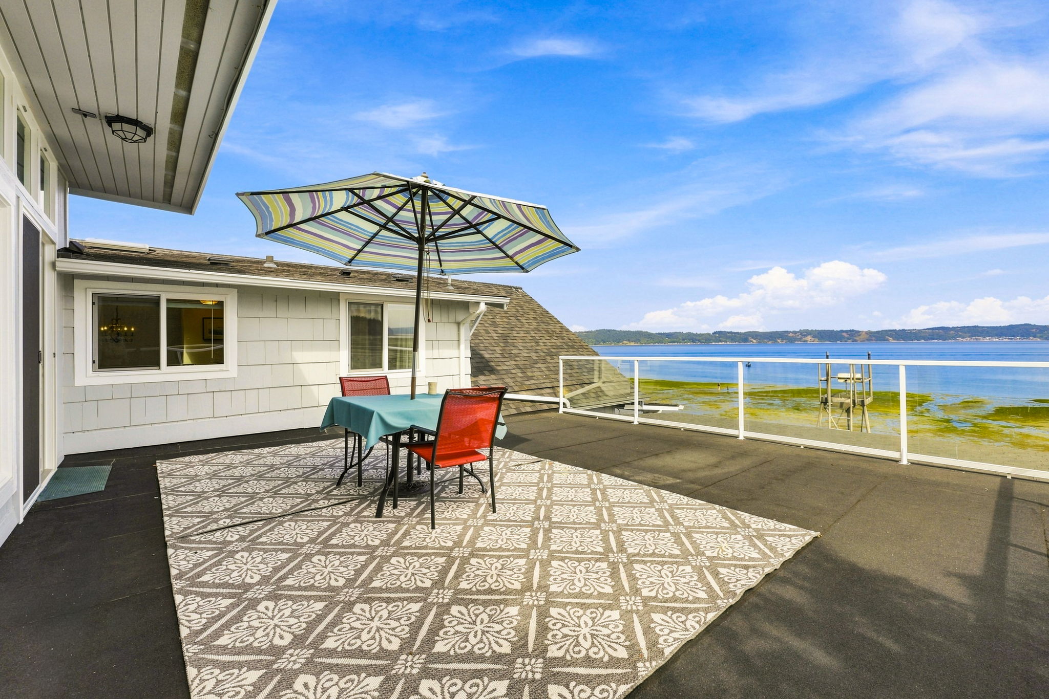  1626 Beach Dr NE, Tacoma, WA 98422 - 物件實景