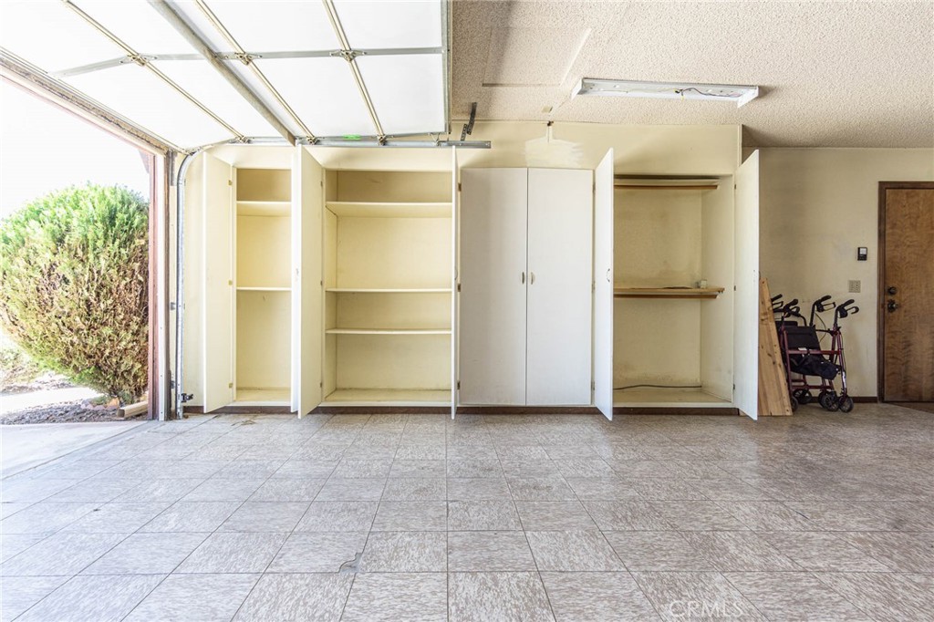 Hesperia, California, 92345, United States, 3 Bedrooms Bedrooms, ,3 BathroomsBathrooms,Residential,For Sale,2030718