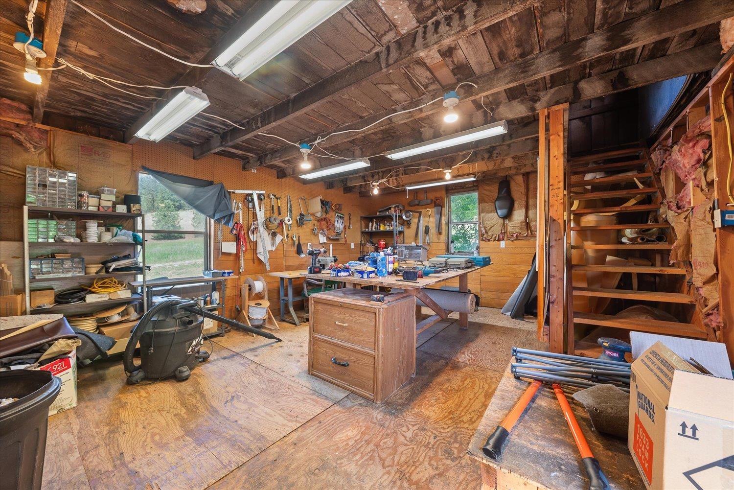 Chewelah, Washington, 99109, United States, 3 Bedrooms Bedrooms, ,2 BathroomsBathrooms,Residential,For Sale,1973712