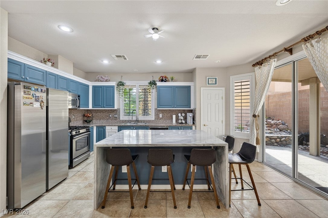 Las Vegas, Nevada, 89147, United States, 4 Bedrooms Bedrooms, ,4 BathroomsBathrooms,Residential,For Sale,2010417