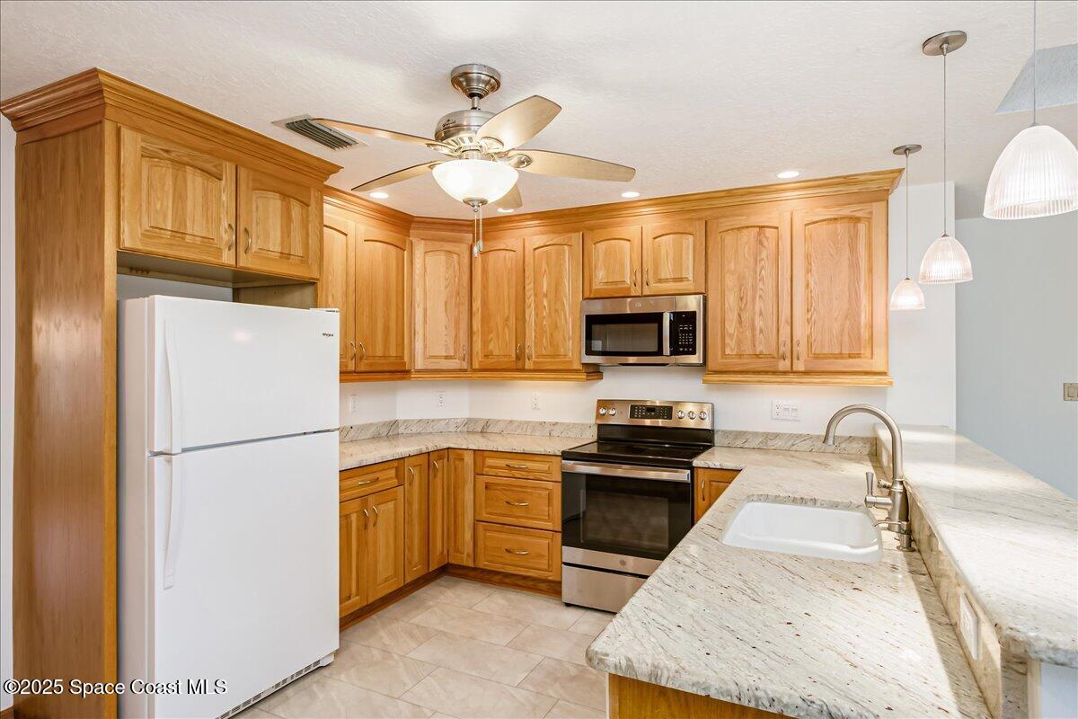 Merritt Island, Florida, 32952, United States, 4 Bedrooms Bedrooms, ,2 BathroomsBathrooms,Residential,For Sale,1989308