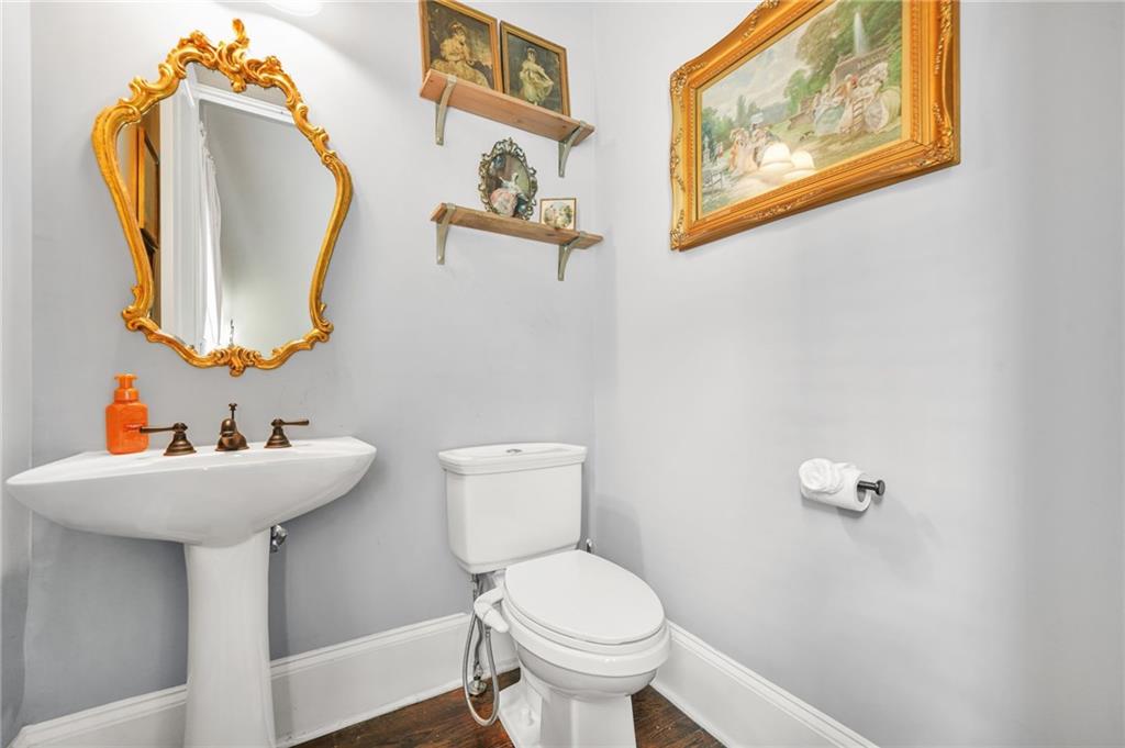 Atlanta, Georgia, 30363, United States, 3 Bedrooms Bedrooms, ,4 BathroomsBathrooms,Residential,For Sale,1896022