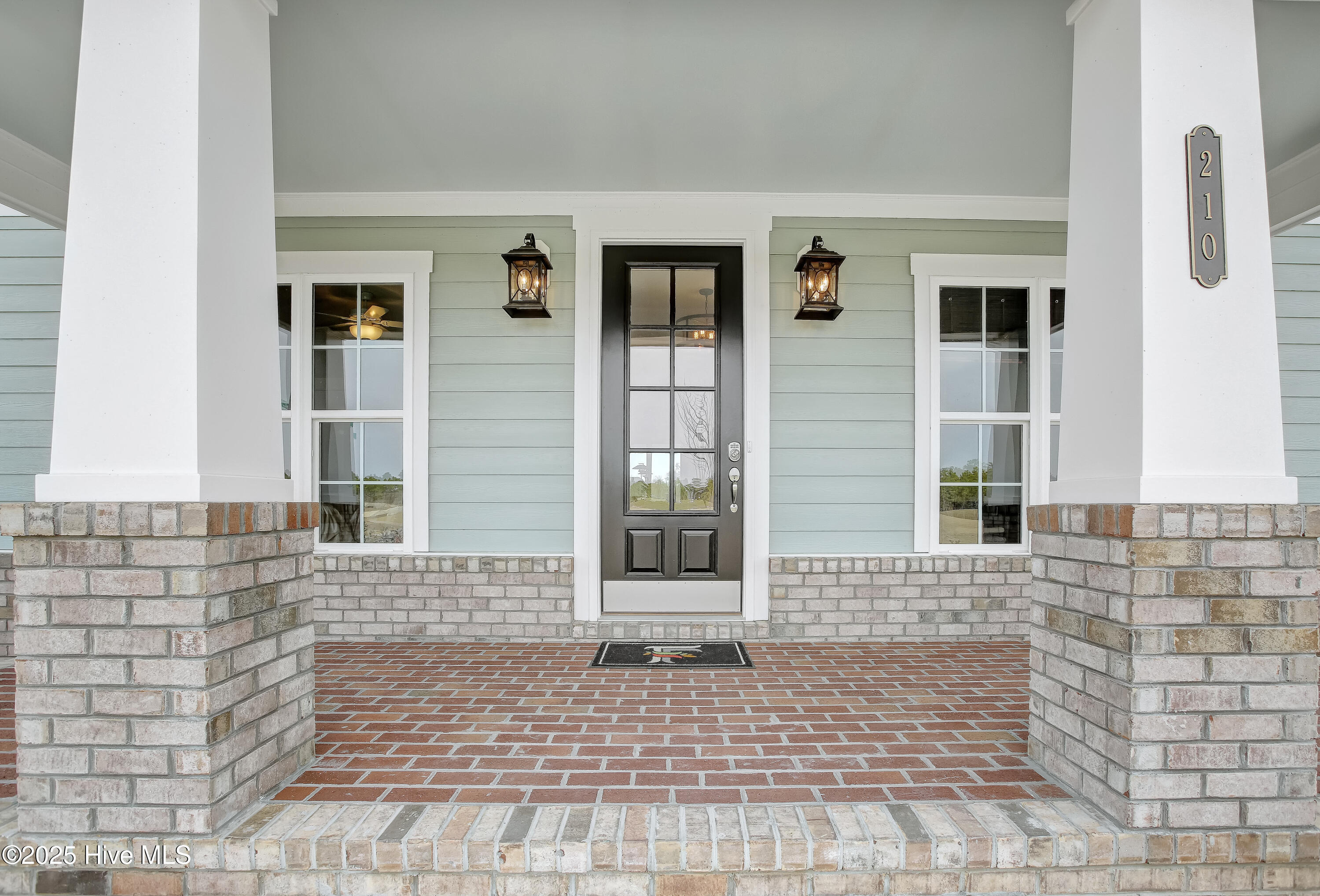 Wilmington, North Carolina, 28412, United States, 4 Bedrooms Bedrooms, ,3 BathroomsBathrooms,Residential,For Sale,1847214