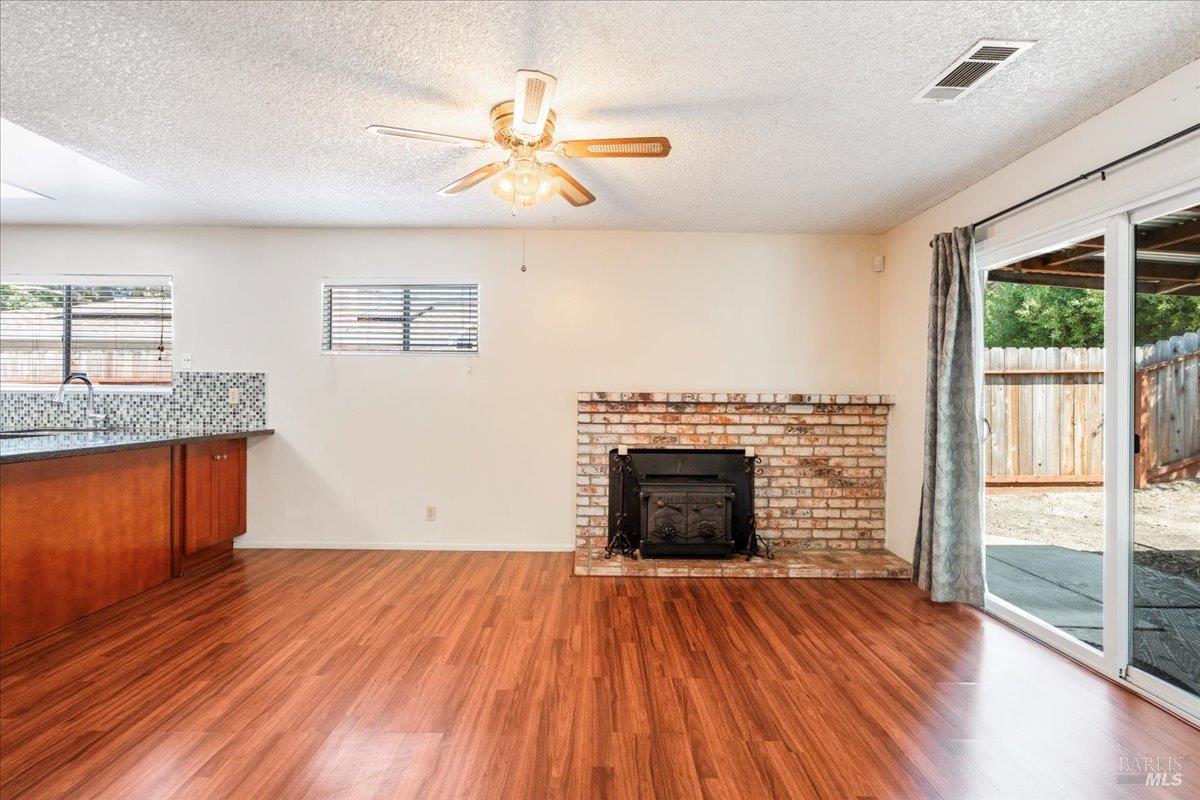 Fairfield, California, 94533, United States, 4 Bedrooms Bedrooms, ,2 BathroomsBathrooms,Residential,For Sale,1927172