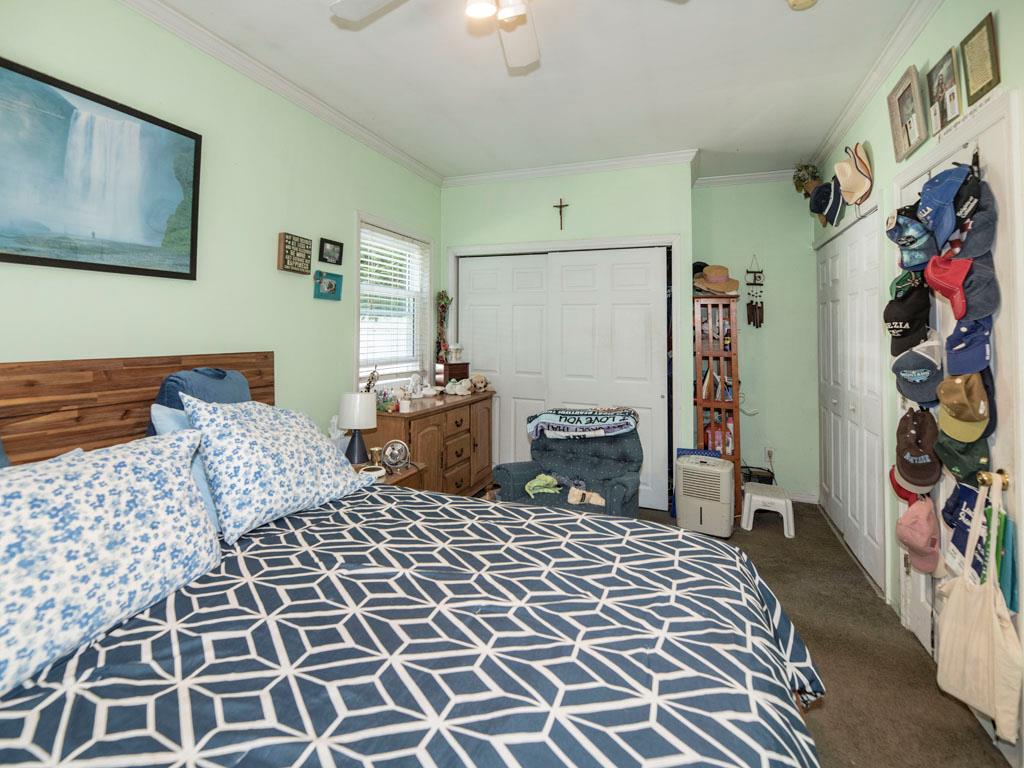 West Islip, New York, 11795, United States, 3 Bedrooms Bedrooms, ,2 BathroomsBathrooms,Residential,For Sale,1923514