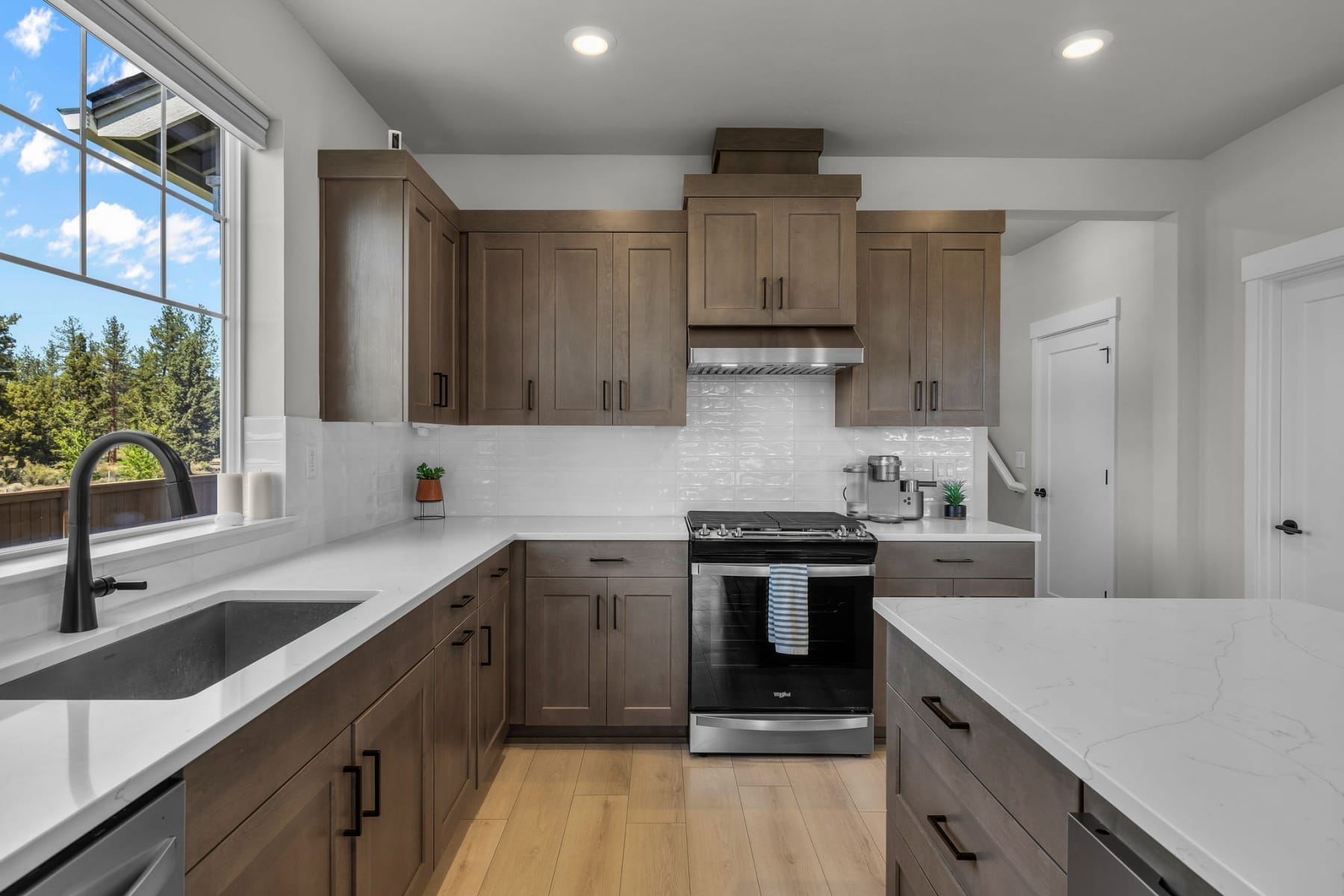  60933 SE Sydney Harbor Court Bend, OR 97702 - 物件實景