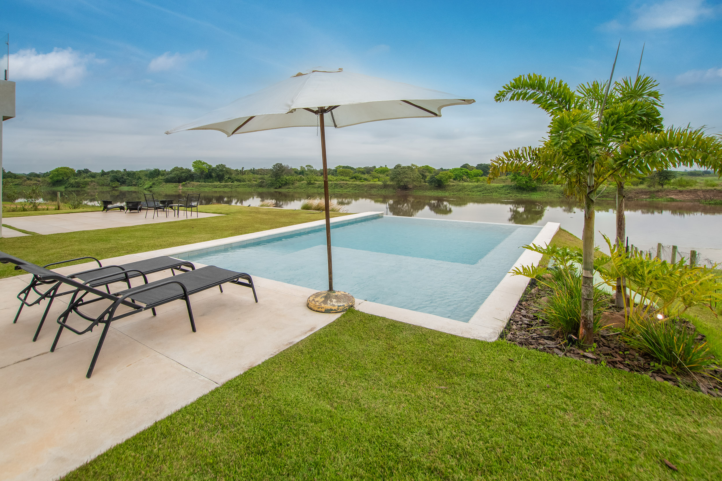  Brand-New Residence in Pueblo del Río - 物件實景
