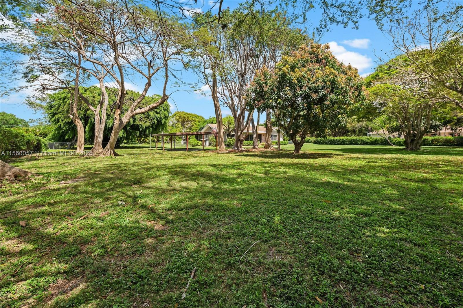 Pinecrest, Florida, 33156, United States, 2 Bedrooms Bedrooms, ,2 BathroomsBathrooms,Residential,For Sale,1885359