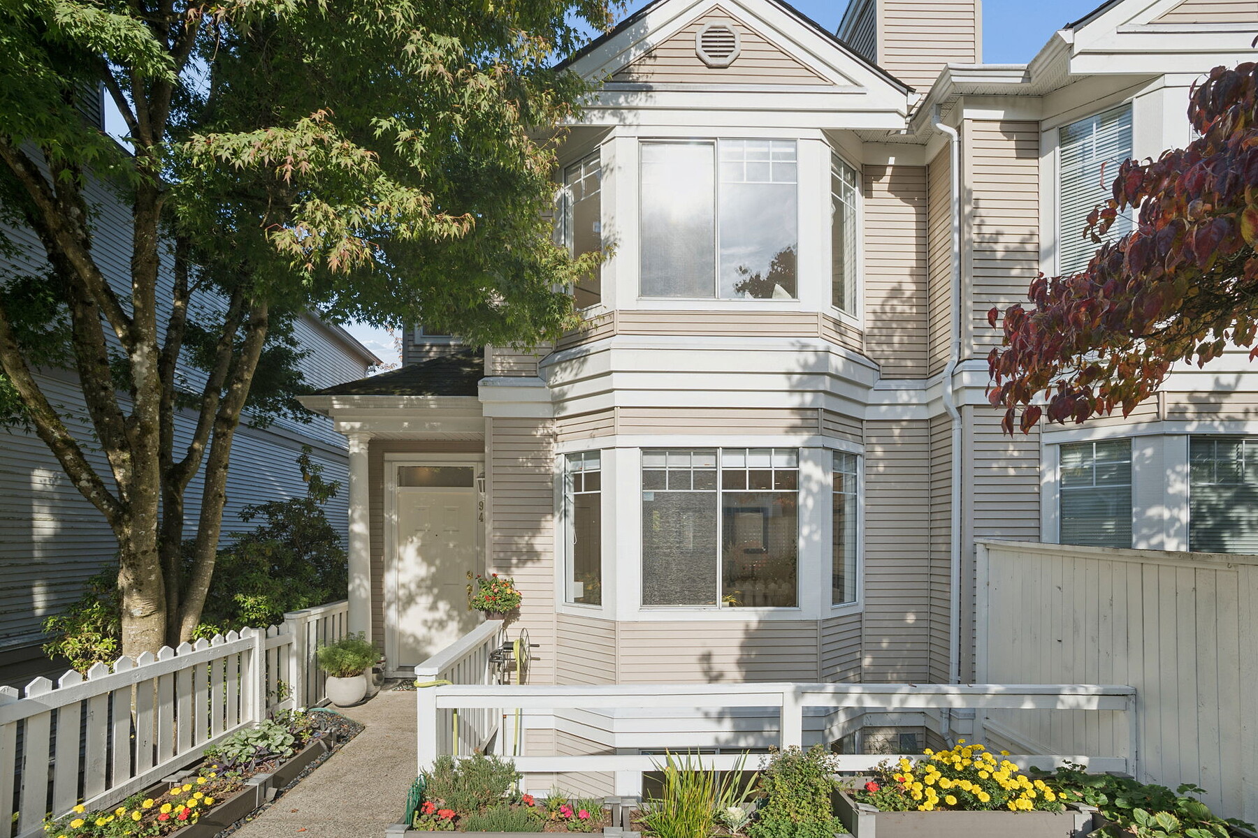  Bright Corner Townhome - 物件實景