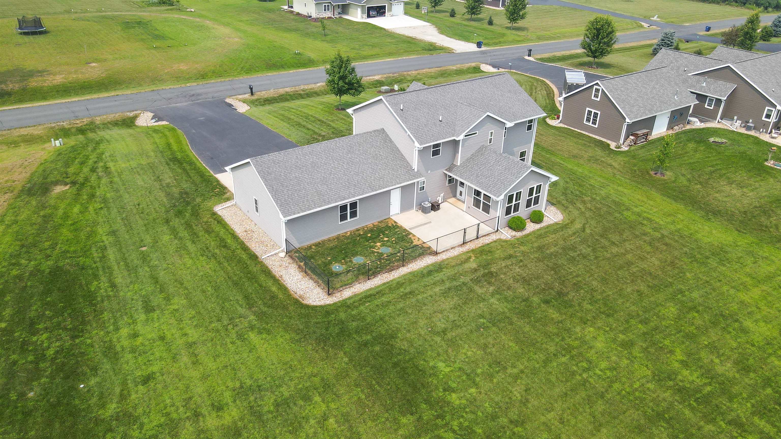 SHIOCTON, Wisconsin, 54170, United States, 4 Bedrooms Bedrooms, ,3 BathroomsBathrooms,Residential,For Sale,1912677