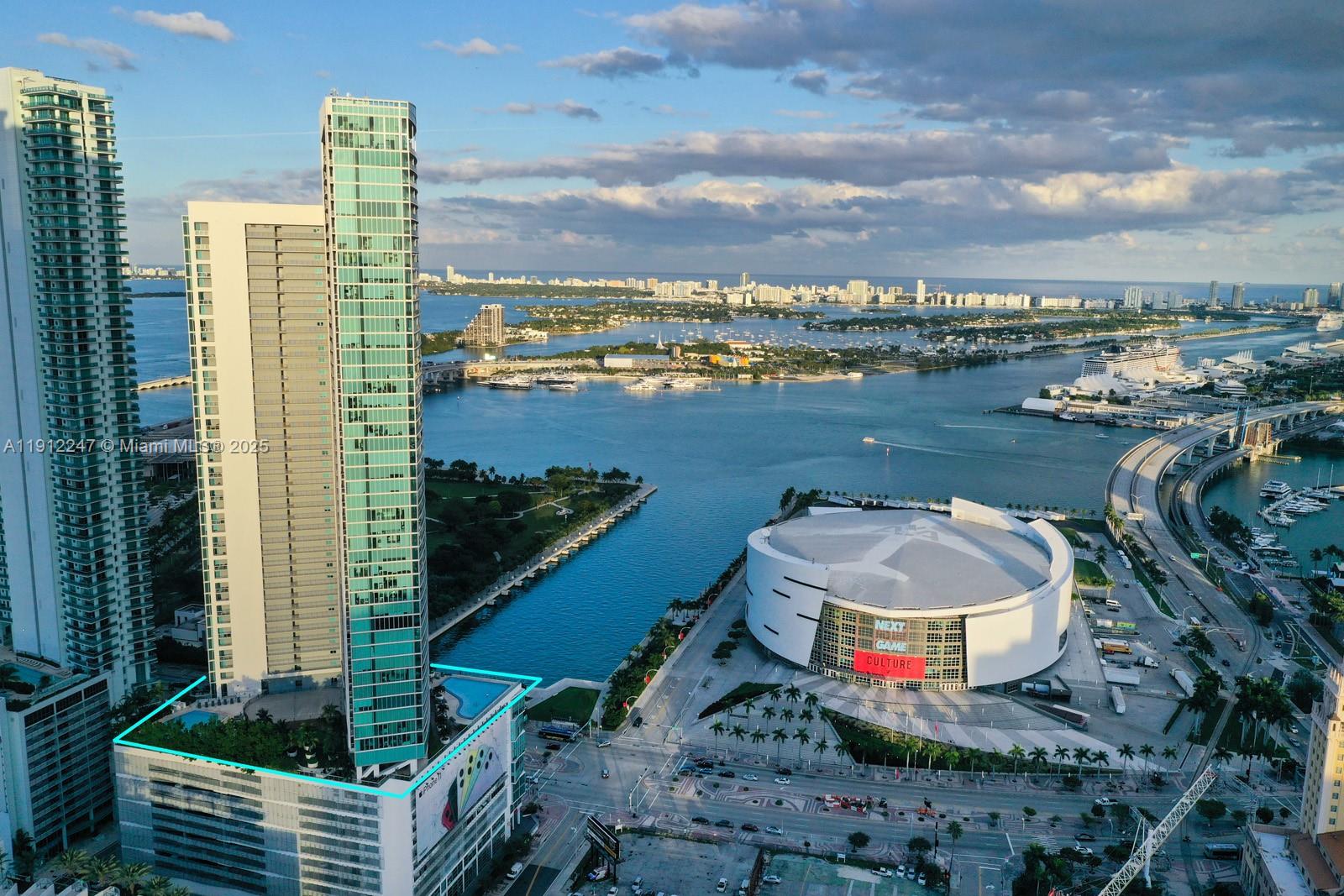 Miami, Florida, 33132, United States, 1 Bedroom Bedrooms, ,2 BathroomsBathrooms,Residential,For Sale,1991690