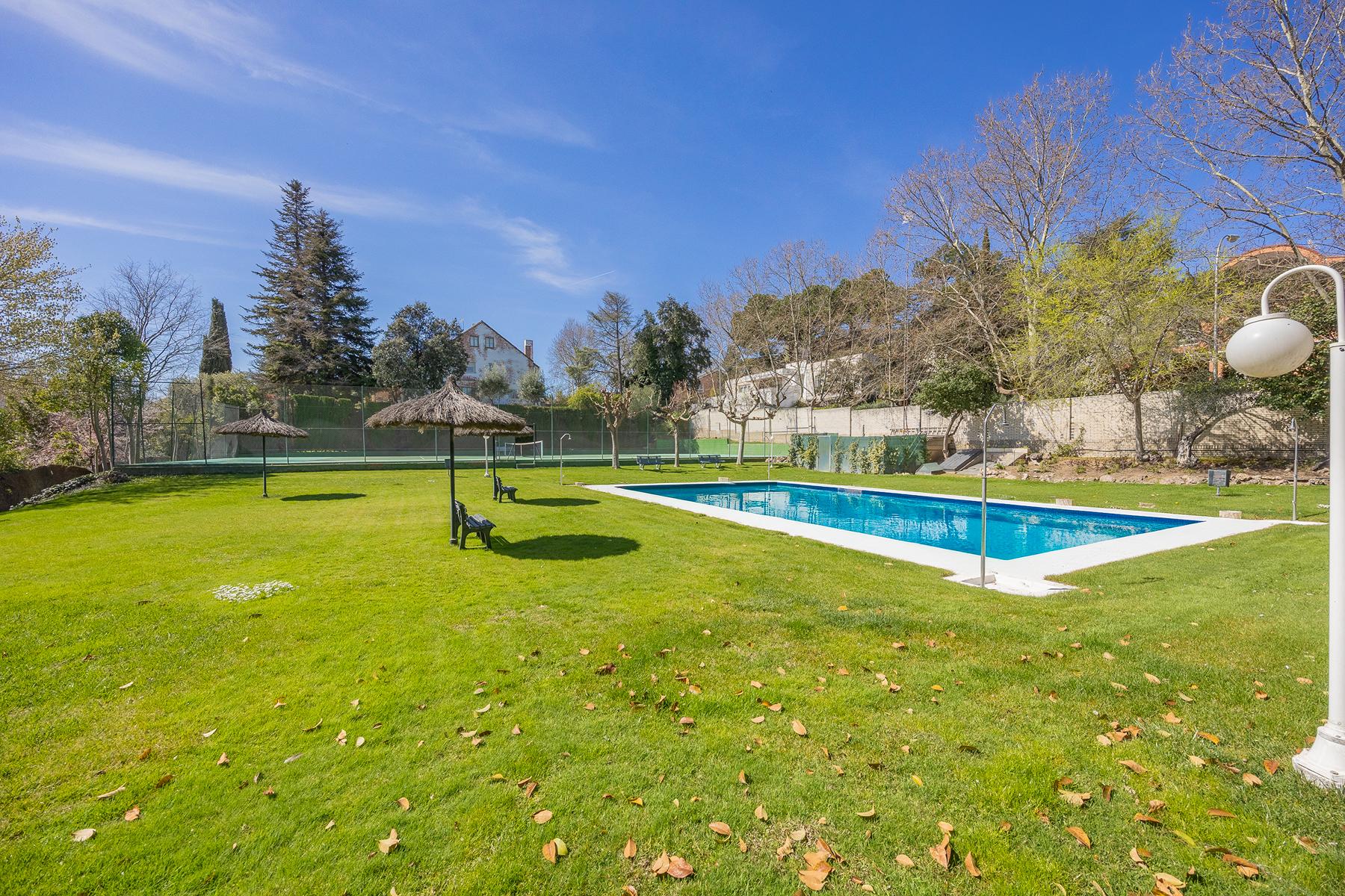  Semi-detached house with garden and common areas in Puerta de Hierro, Madrid - 物件實景