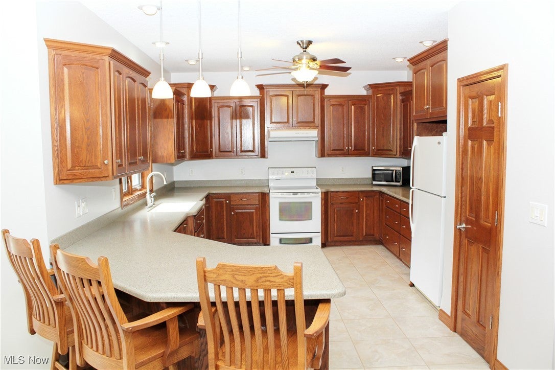 Lowellville, Ohio, 44436, United States, 3 Bedrooms Bedrooms, ,2 BathroomsBathrooms,Residential,For Sale,1984075