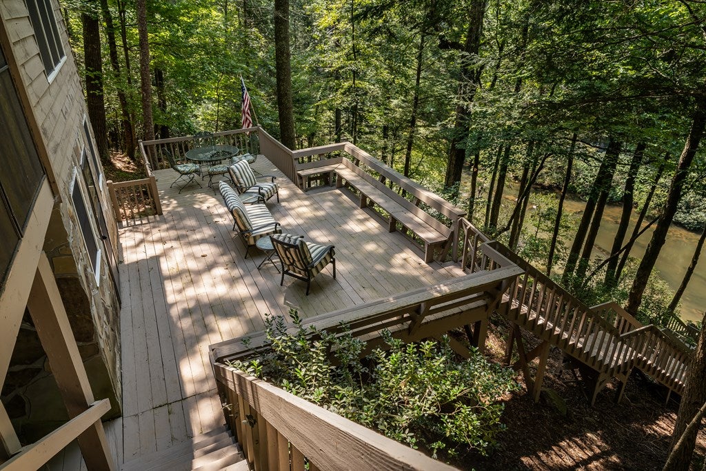 Ellijay, Georgia, 30536, United States, 4 Bedrooms Bedrooms, ,3 BathroomsBathrooms,Residential,For Sale,1926497
