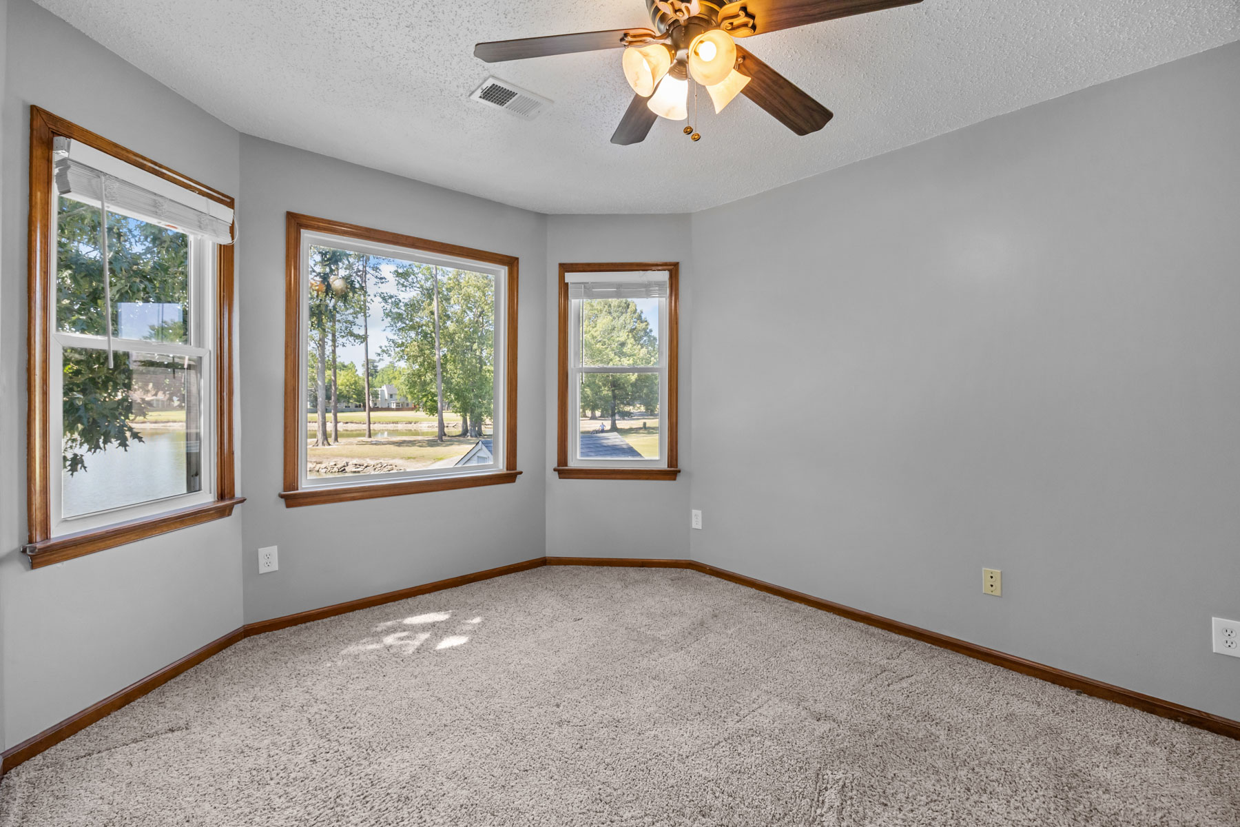  1041 Rolling Point Court, Virginia Beach, VA 23456 - 物件實景