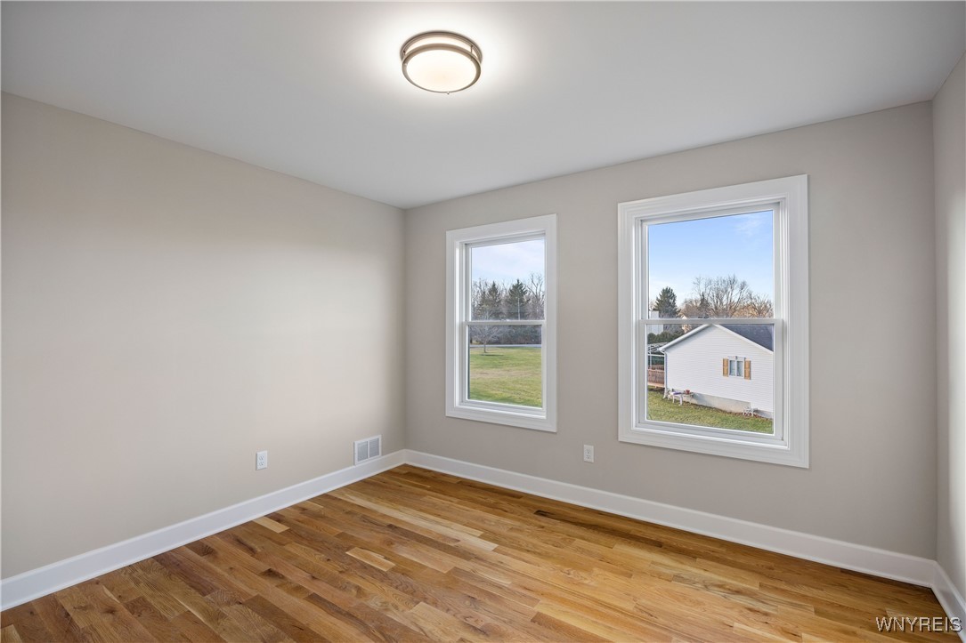 Lewiston, New York, 14174, United States, 3 Bedrooms Bedrooms, ,3 BathroomsBathrooms,Residential,For Sale,1973853