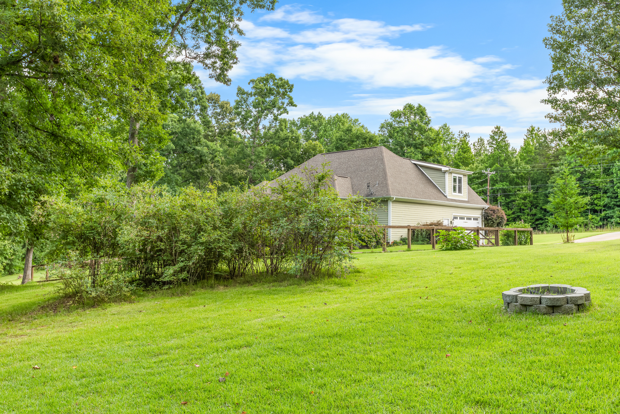  157 North Pink Dill Mill Road, Greer, SC 29651 - 物件實景