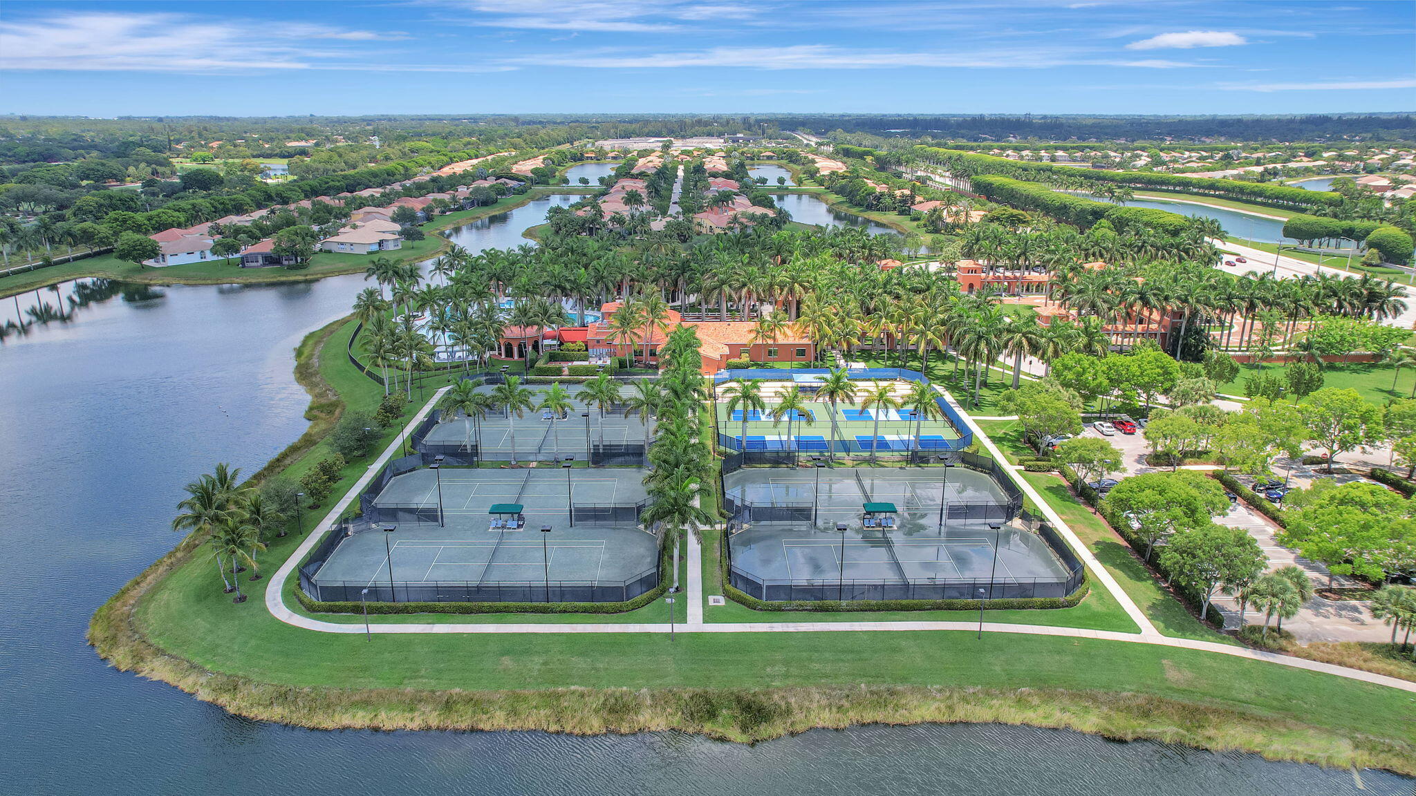 Wellington, Florida, 33411, United States, 2 Bedrooms Bedrooms, ,2 BathroomsBathrooms,Residential,For Sale,1807724