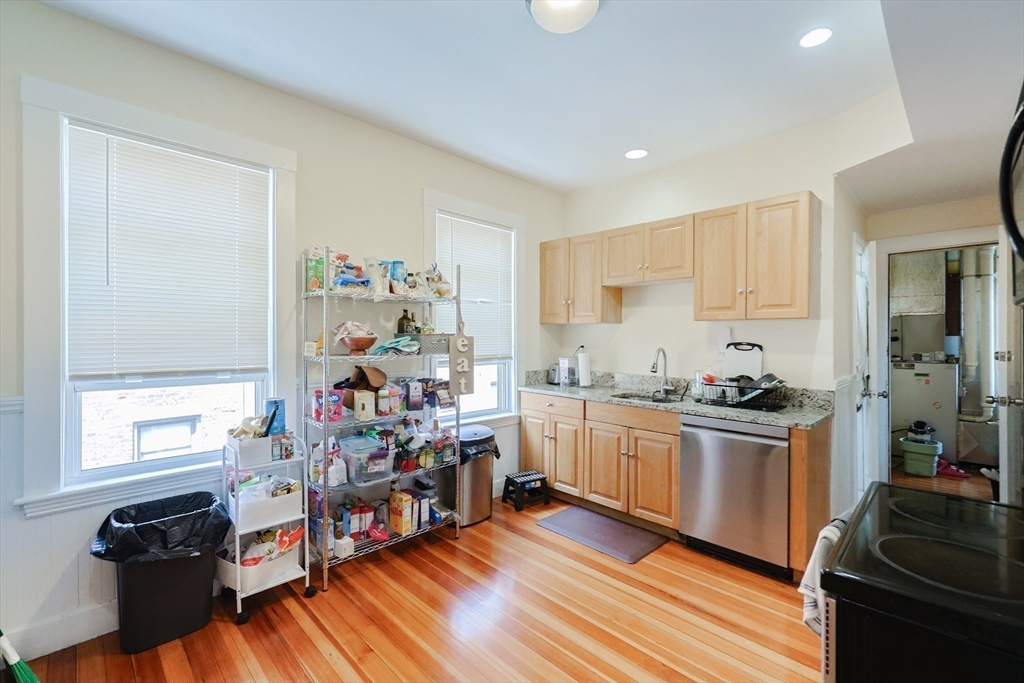 Boston, Massachusetts, 02134, United States, 12 Bedrooms Bedrooms, ,6 BathroomsBathrooms,Residential,For Sale,1835556