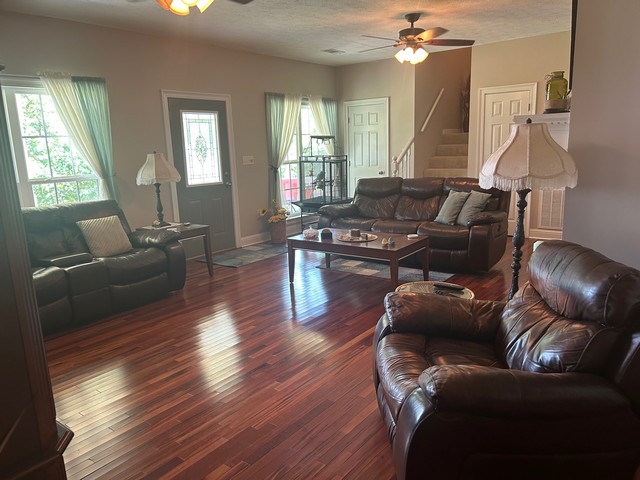 Titus, Alabama, 36080, United States, 3 Bedrooms Bedrooms, ,2 BathroomsBathrooms,Residential,For Sale,1920844