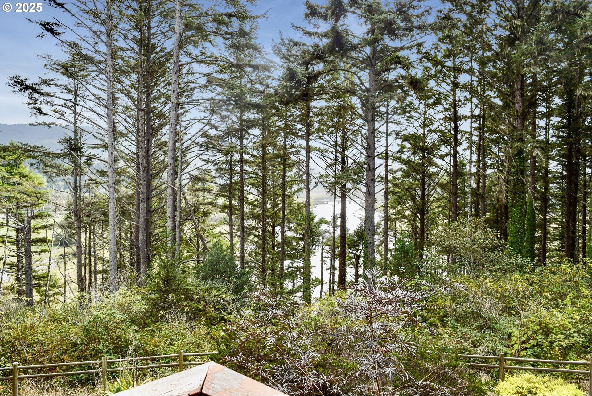 Gold Beach, Oregon, 97444, United States, 2 Bedrooms Bedrooms, ,2 BathroomsBathrooms,Residential,For Sale,1974436