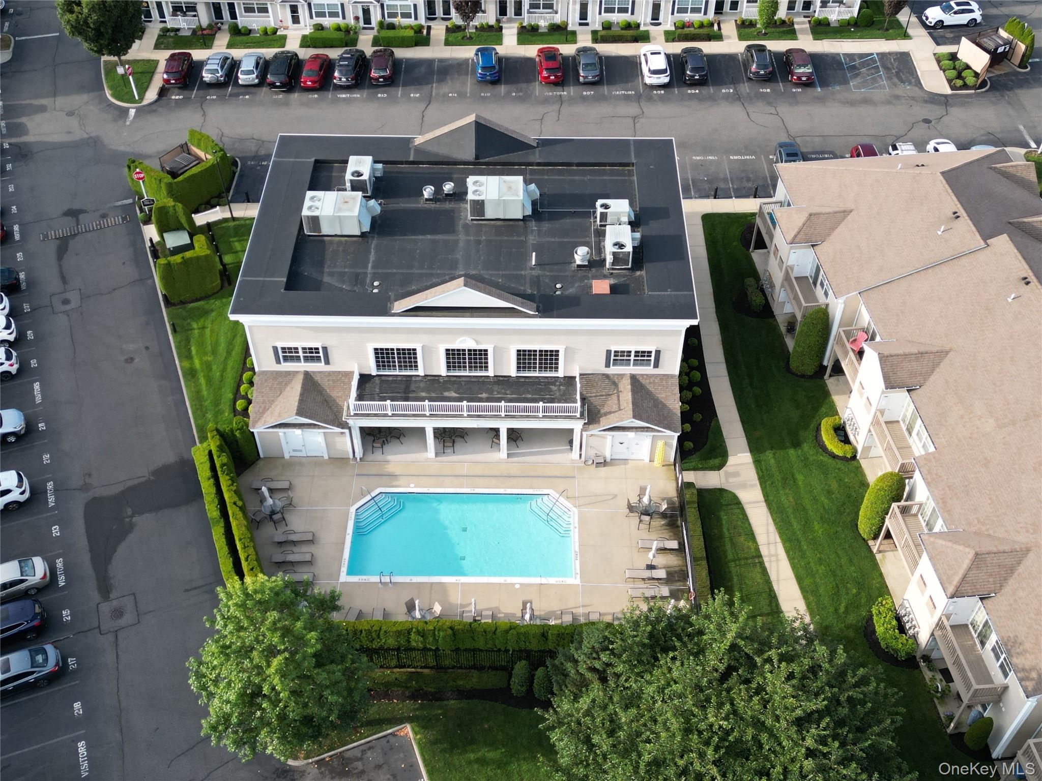 Valley Stream, New York, 11580, United States, 2 Bedrooms Bedrooms, ,2 BathroomsBathrooms,Residential,For Sale,1925470