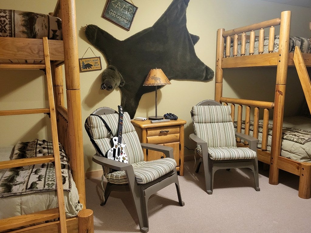 Morganton, Georgia, 30560, United States, 3 Bedrooms Bedrooms, ,4 BathroomsBathrooms,Residential,For Sale,1826410