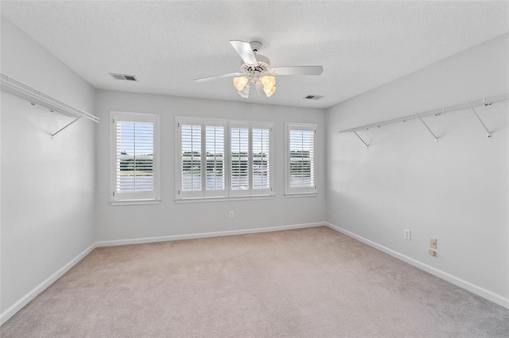 Jonesboro, Georgia, 30236, United States, 5 Bedrooms Bedrooms, ,5 BathroomsBathrooms,Residential,For Sale,1889990