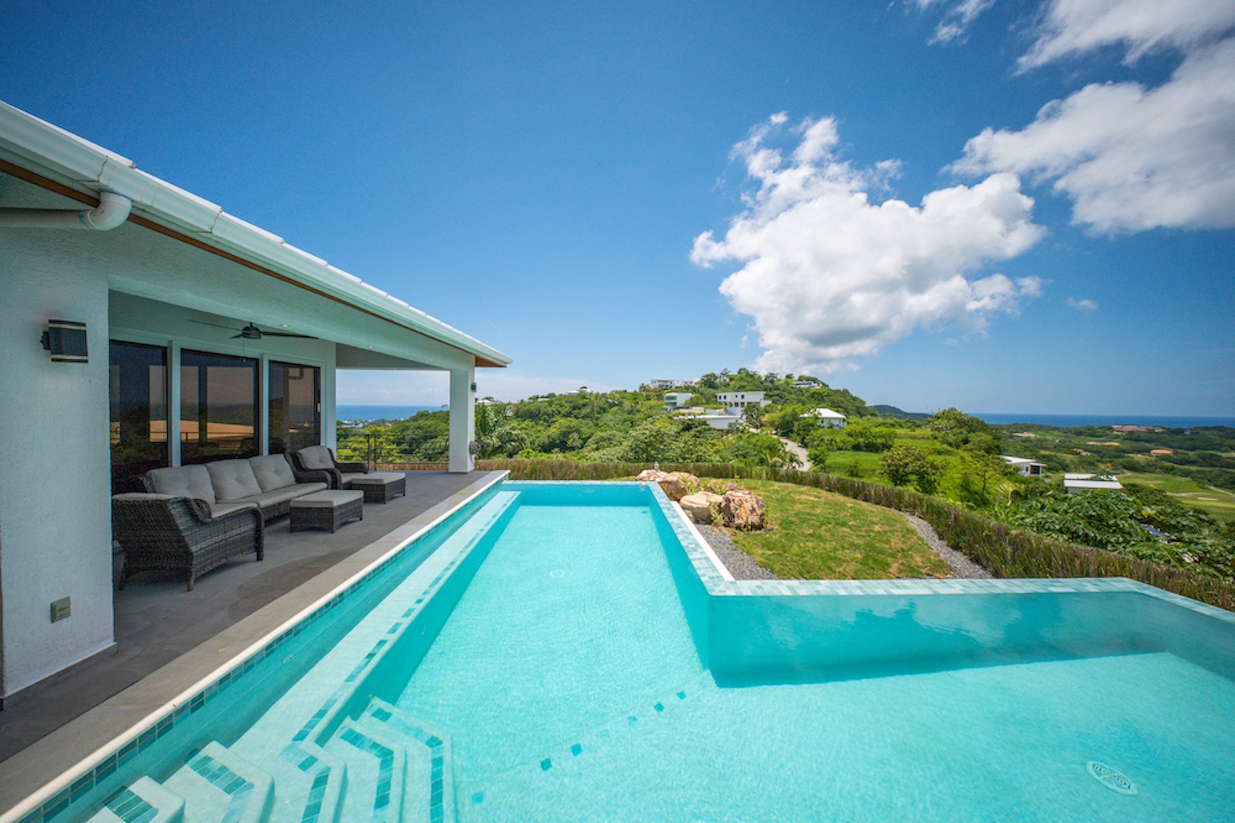  Stunning Coral Reef View Executive Home with Guesthouse - 物件實景