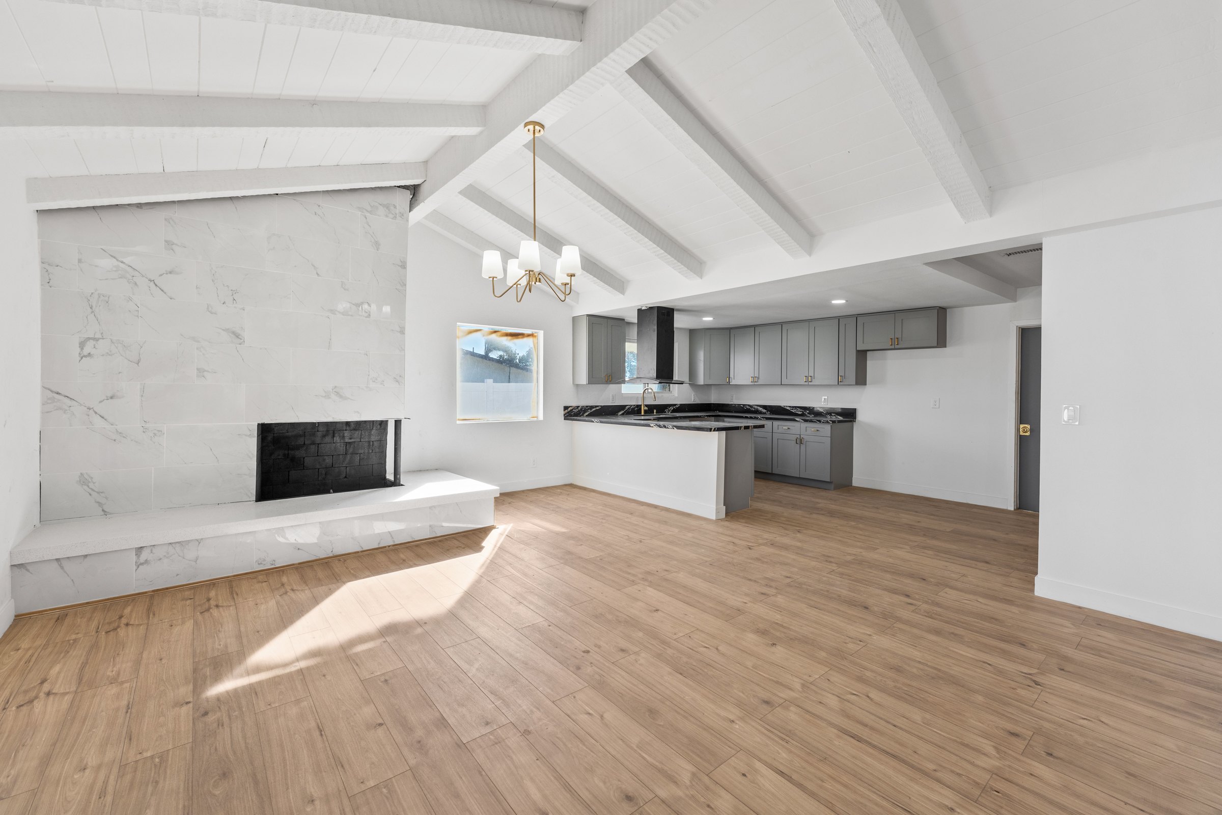 Rialto, California, 92376, United States, 4 Bedrooms Bedrooms, ,2 BathroomsBathrooms,Residential,For Sale,2006386