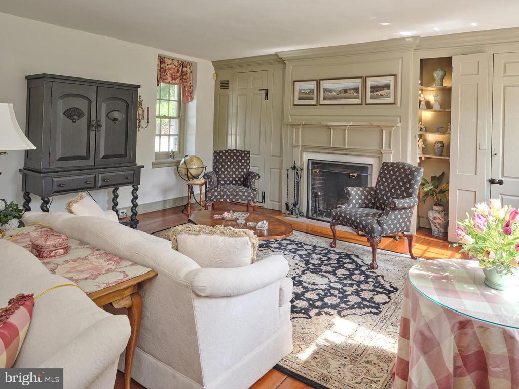 Newtown, Pennsylvania, 18940, United States, 4 Bedrooms Bedrooms, ,4 BathroomsBathrooms,Residential,For Sale,1995554