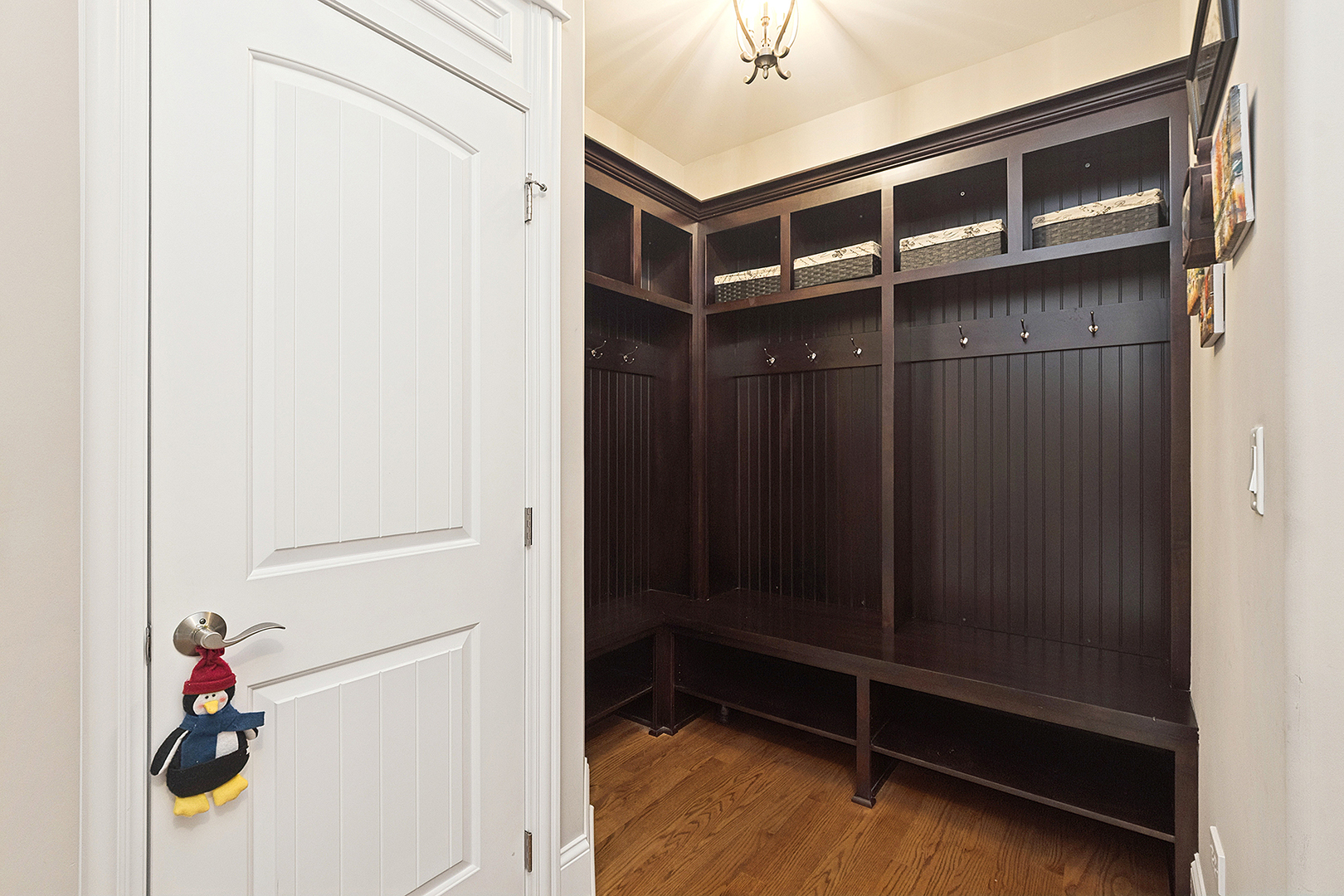 Mokena, Illinois, 60448, United States, 5 Bedrooms Bedrooms, ,4 BathroomsBathrooms,Residential,For Sale,2005248