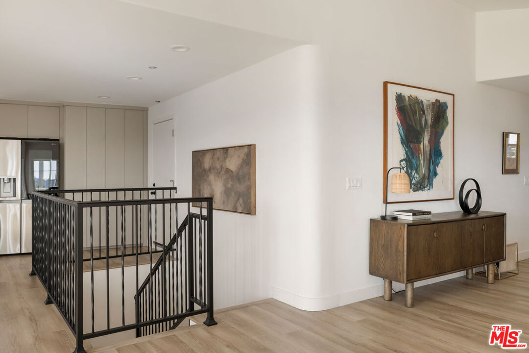 Los Angeles, California, 90065, United States, 3 Bedrooms Bedrooms, ,3 BathroomsBathrooms,Residential,For Sale,1925113