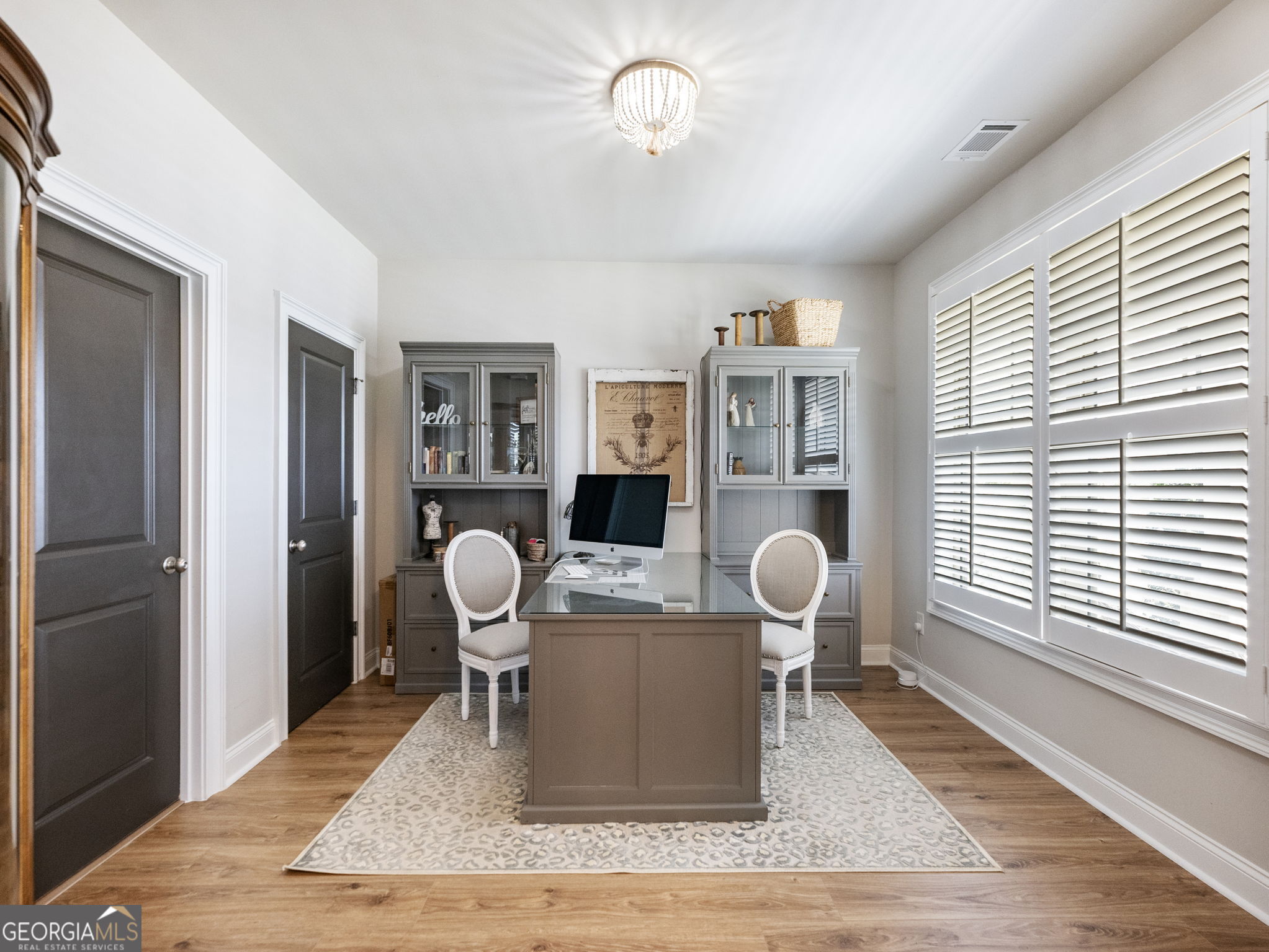 Hoschton, Georgia, 30548, United States, 5 Bedrooms Bedrooms, ,3 BathroomsBathrooms,Residential,For Sale,1986295