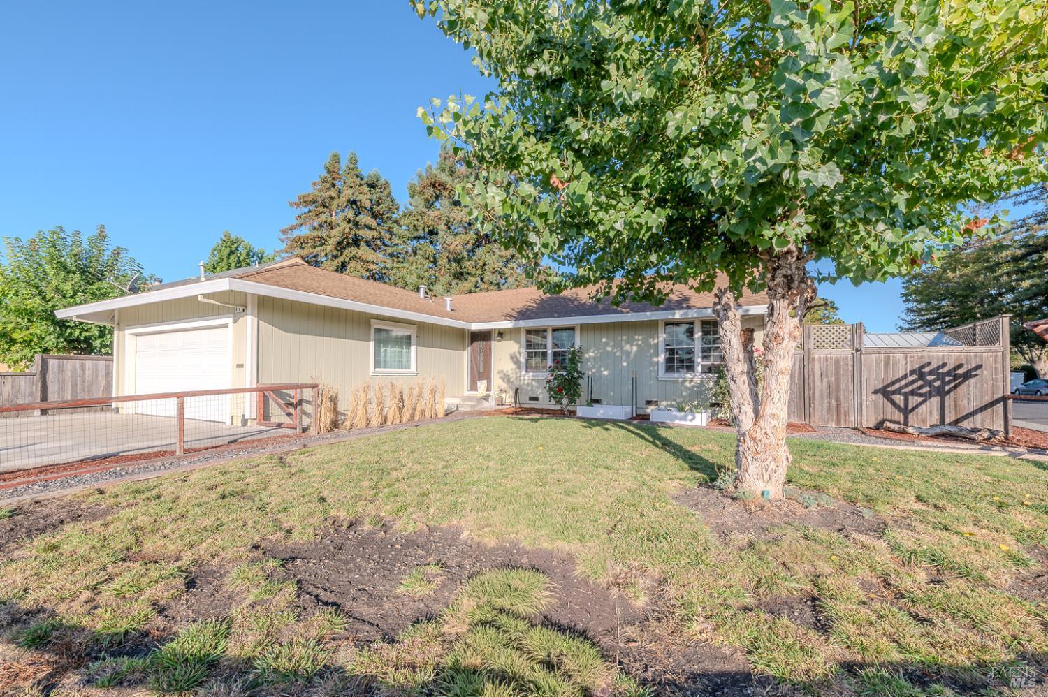 Rohnert Park, California, 94928, United States, 4 Bedrooms Bedrooms, ,2 BathroomsBathrooms,Residential,For Sale,1974280