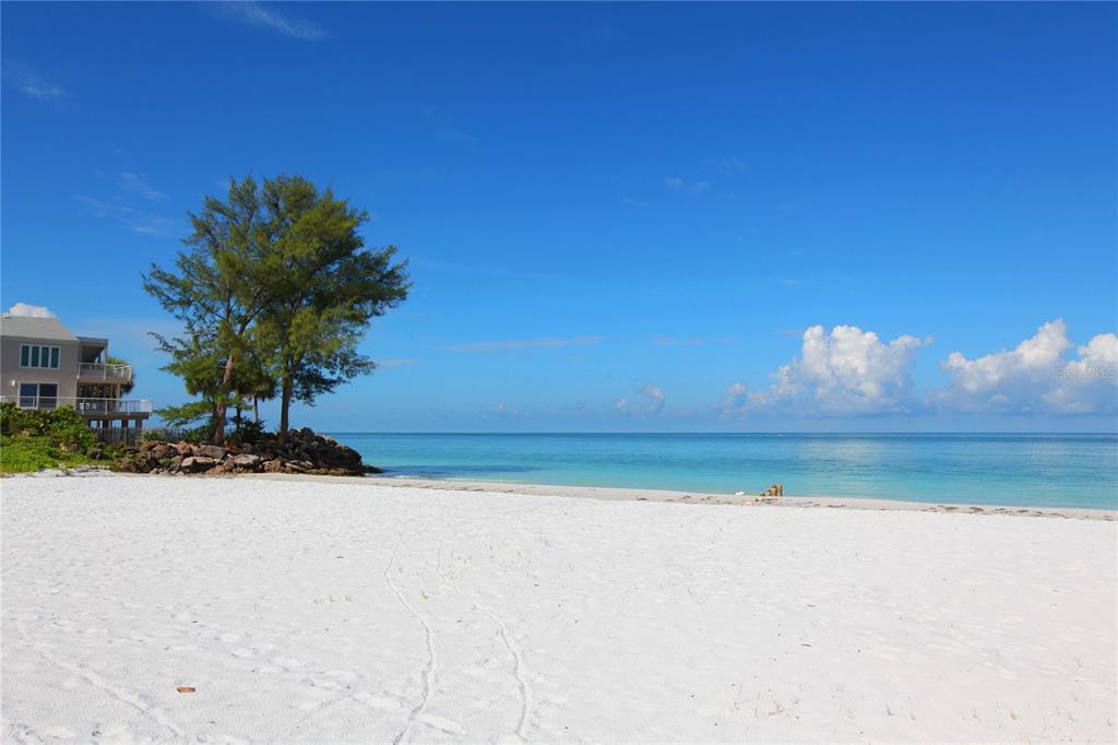 Sarasota, Florida, 34242, United States, 2 Bedrooms Bedrooms, ,2 BathroomsBathrooms,Residential,For Sale,1926172